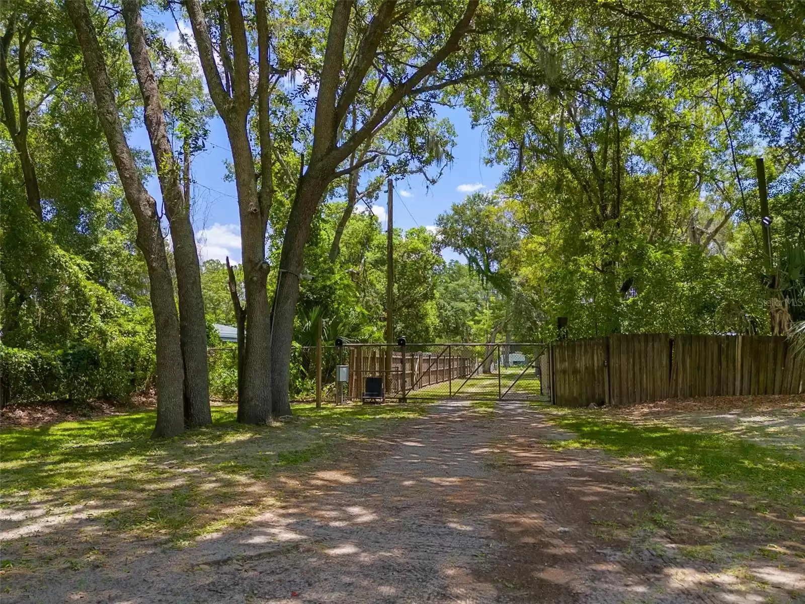 9525 MCNORTON ROAD, ALTAMONTE SPRINGS, Florida 32714, 5 Bedrooms Bedrooms, ,3 BathroomsBathrooms,Residential,For Sale,MCNORTON,MFRO6219608