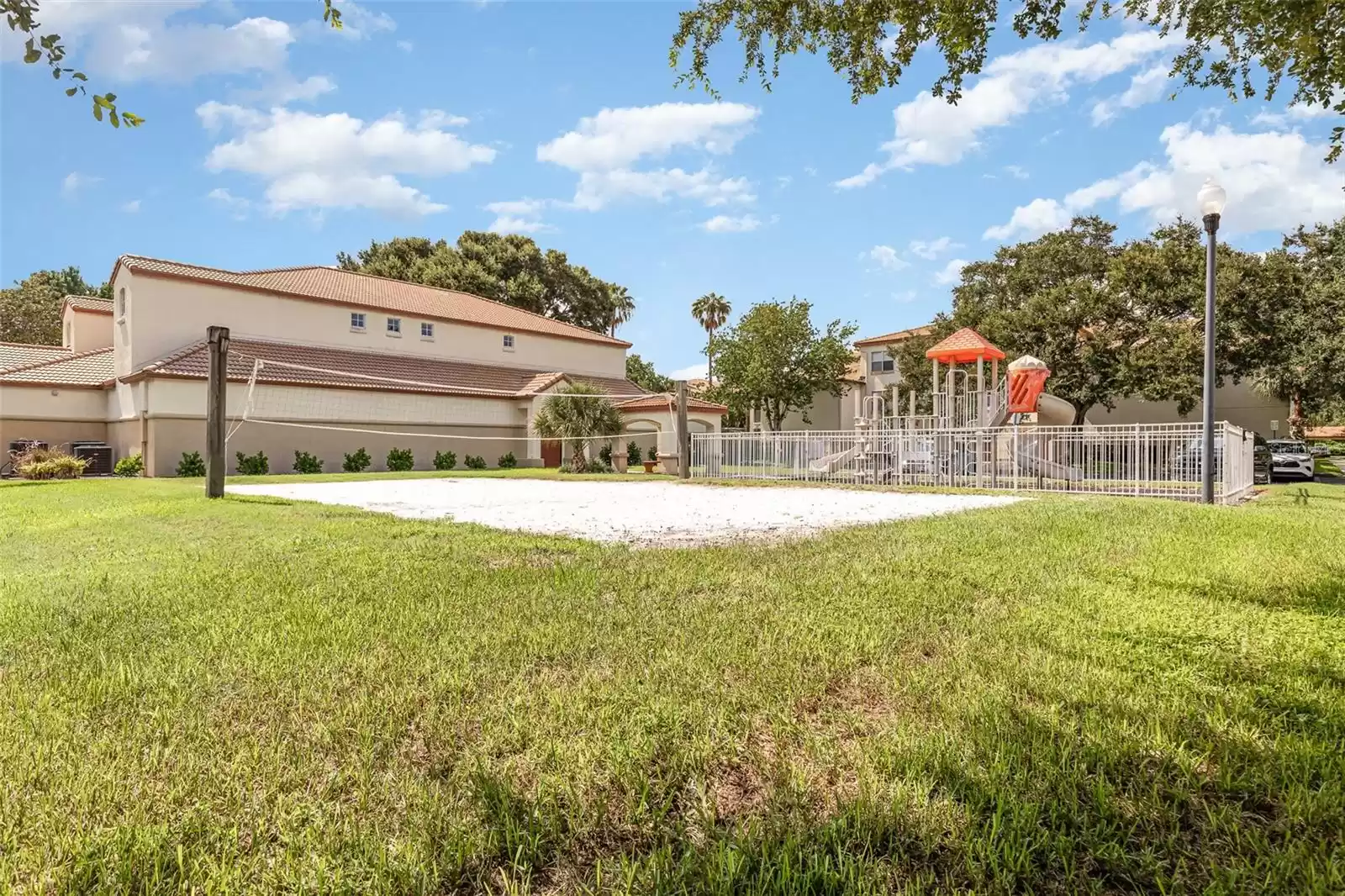 832 CAMARGO WAY, ALTAMONTE SPRINGS, Florida 32714, 2 Bedrooms Bedrooms, ,2 BathroomsBathrooms,Residential,For Sale,CAMARGO,MFRO6228555