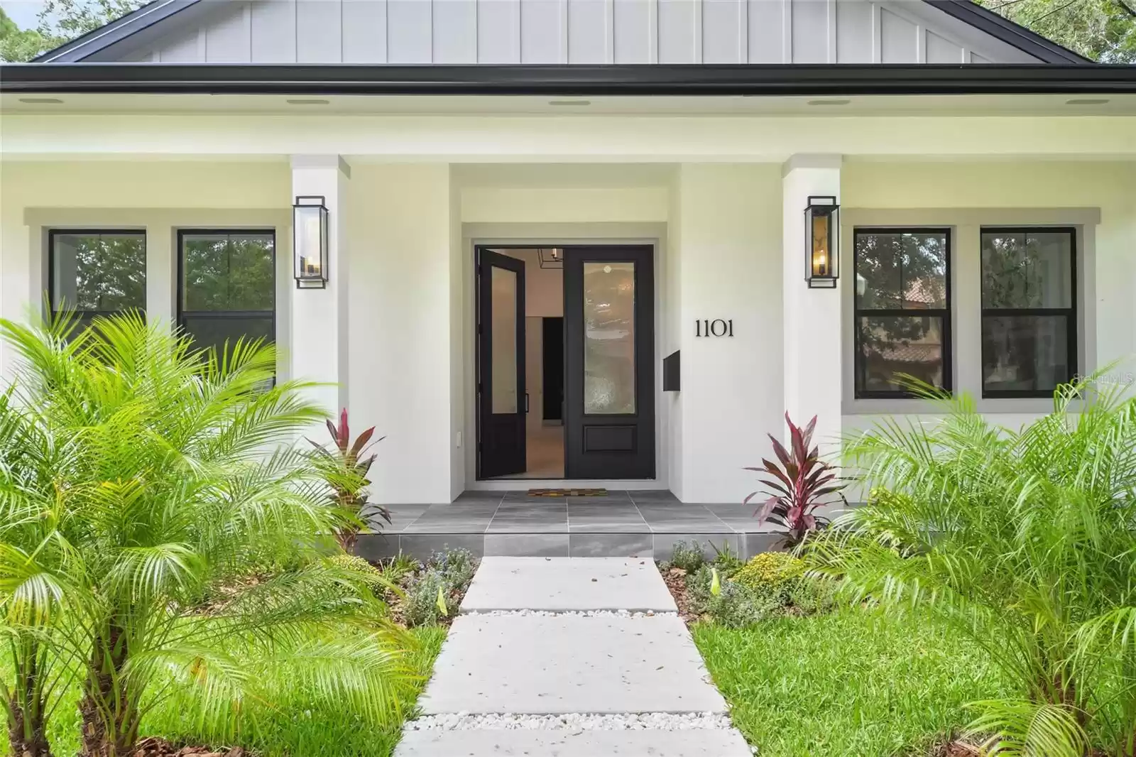 1101 KENWOOD AVENUE, WINTER PARK, Florida 32789, 3 Bedrooms Bedrooms, ,2 BathroomsBathrooms,Residential,For Sale,KENWOOD,MFRO6172852