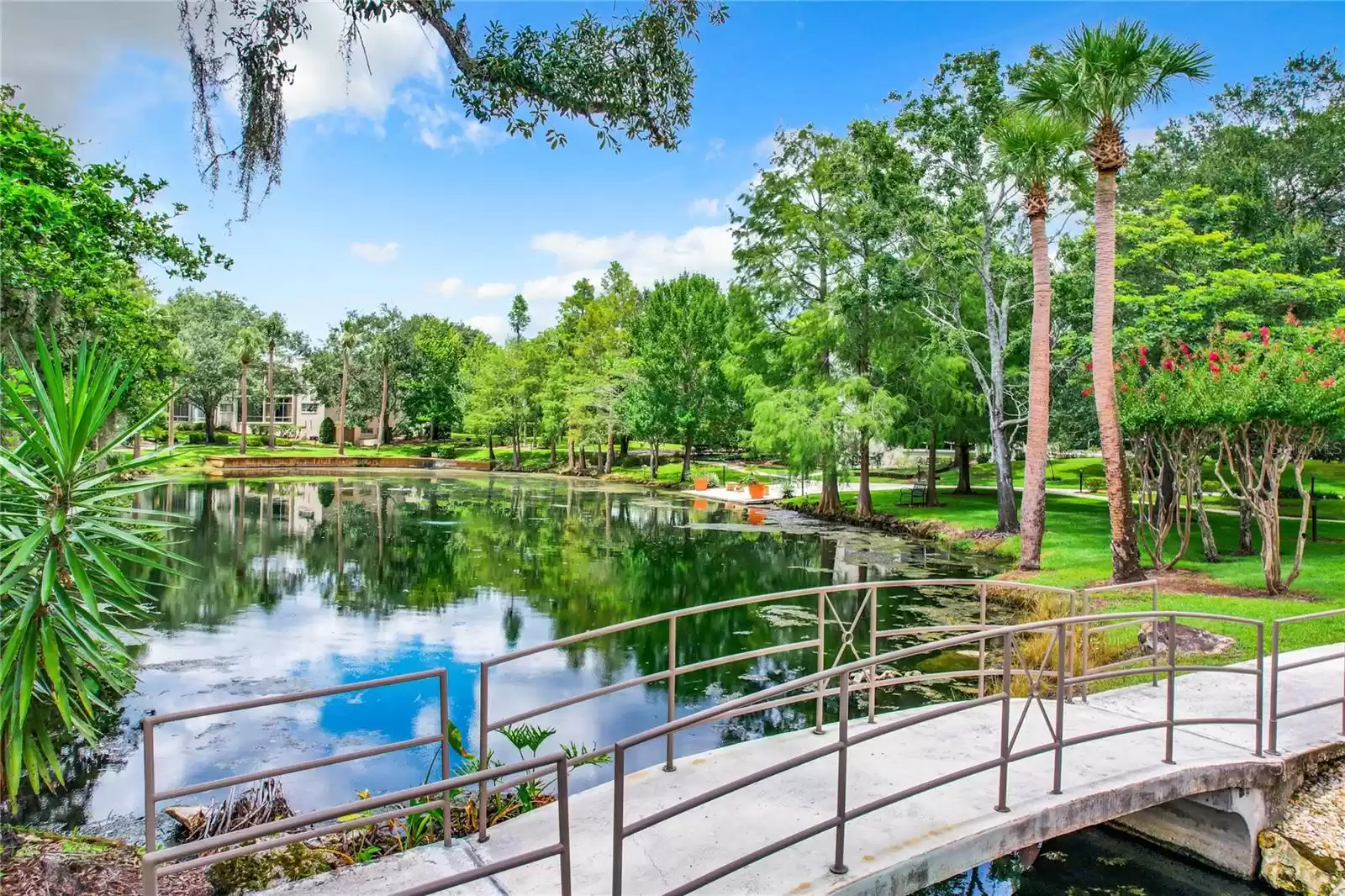 700 MELROSE AVENUE, WINTER PARK, Florida 32789, 1 Bedroom Bedrooms, ,1 BathroomBathrooms,Residential,For Sale,MELROSE,MFRO6229612