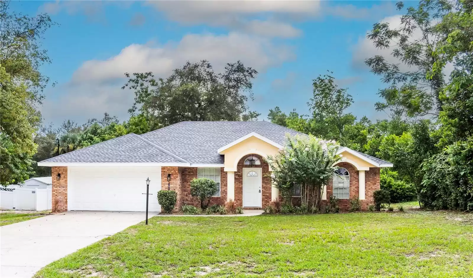 151 Lucerne Dr, Debary, Florida 32713, 3 Bedrooms Bedrooms, ,2 BathroomsBathrooms,Residential,For Sale,LUCERNE,V4937793
