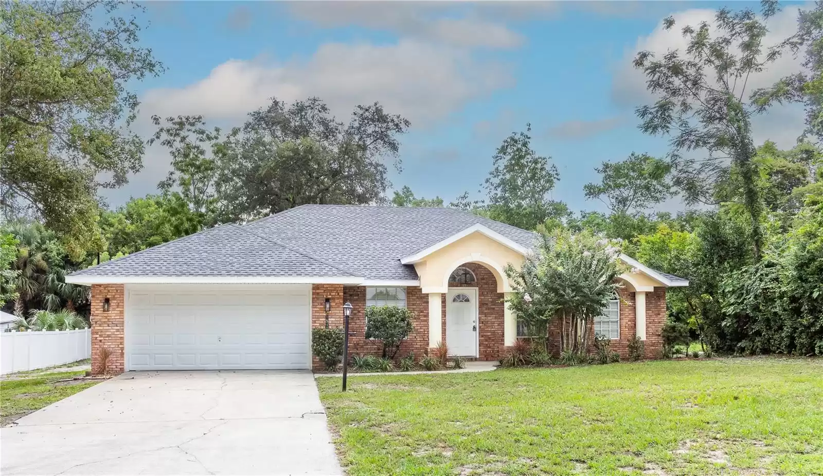 151 Lucerne Dr, Debary, Florida 32713, 3 Bedrooms Bedrooms, ,2 BathroomsBathrooms,Residential,For Sale,LUCERNE,V4937793