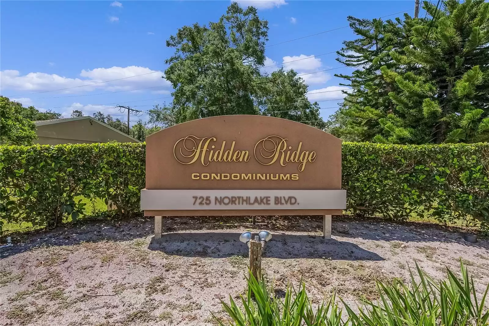 725 NORTHLAKE BOULEVARD, ALTAMONTE SPRINGS, Florida 32701, 3 Bedrooms Bedrooms, ,2 BathroomsBathrooms,Residential,For Sale,NORTHLAKE,MFRO6227410