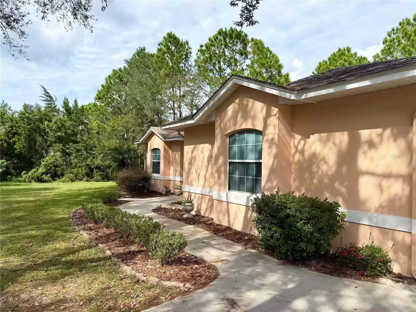 30745 VERONICA AVENUE, EUSTIS, Florida 32736, 3 Bedrooms Bedrooms, ,2 BathroomsBathrooms,Residential,For Sale,VERONICA,0,MFRG5085084