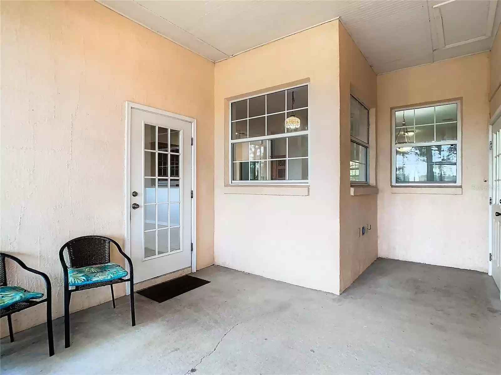 30745 VERONICA AVENUE, EUSTIS, Florida 32736, 3 Bedrooms Bedrooms, ,2 BathroomsBathrooms,Residential,For Sale,VERONICA,0,MFRG5085084