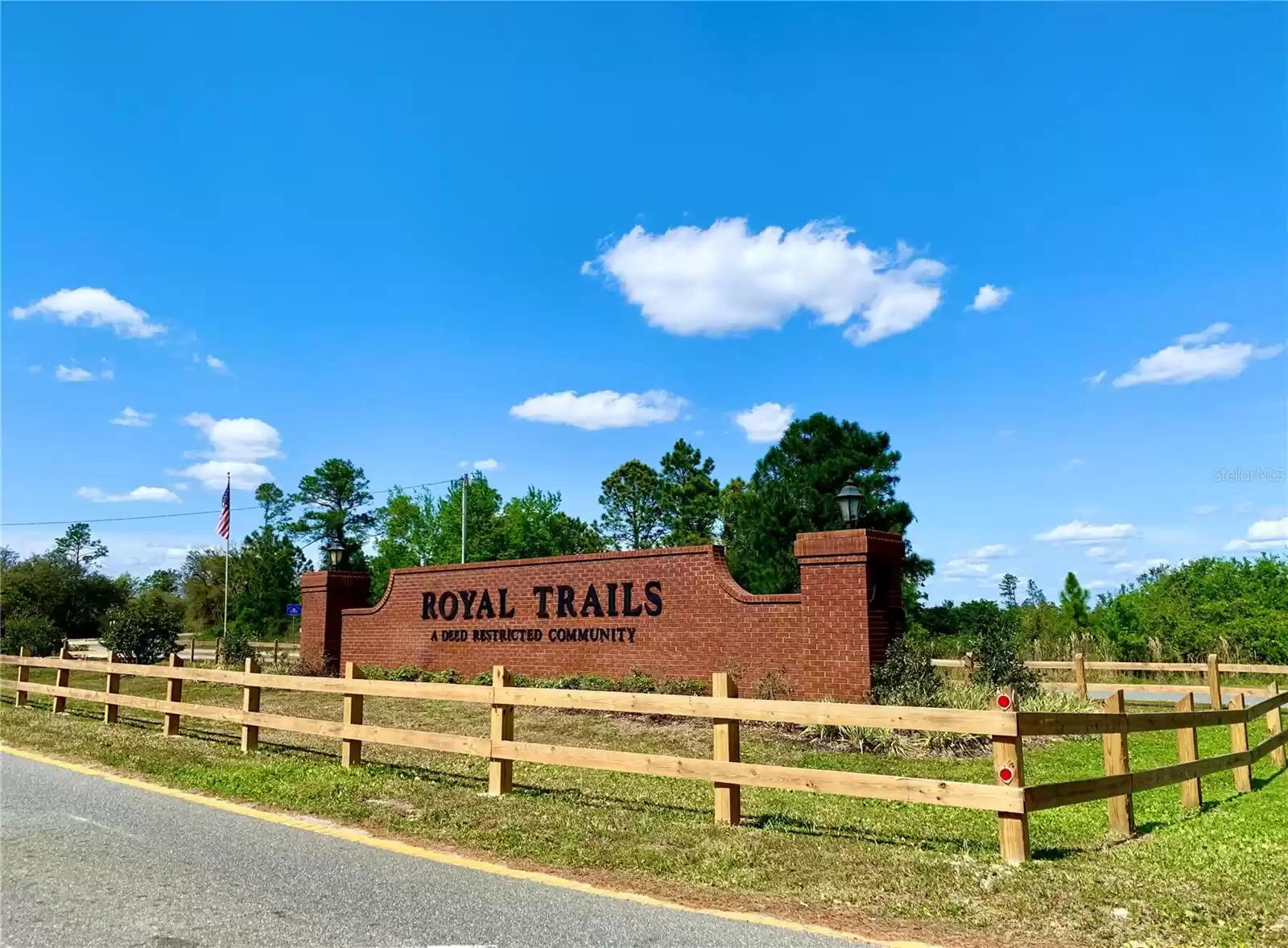 Royal Trails Entrance