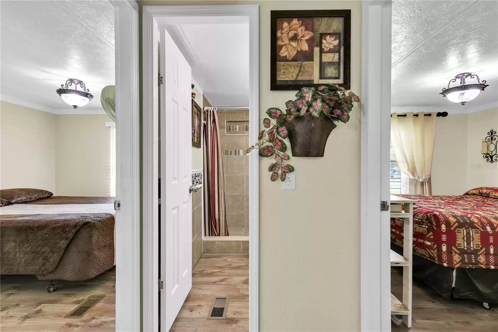 3350 HENRY J AVENUE, SAINT CLOUD, Florida 34772, 3 Bedrooms Bedrooms, ,2 BathroomsBathrooms,Residential,For Sale,HENRY J,0,MFRS5108457
