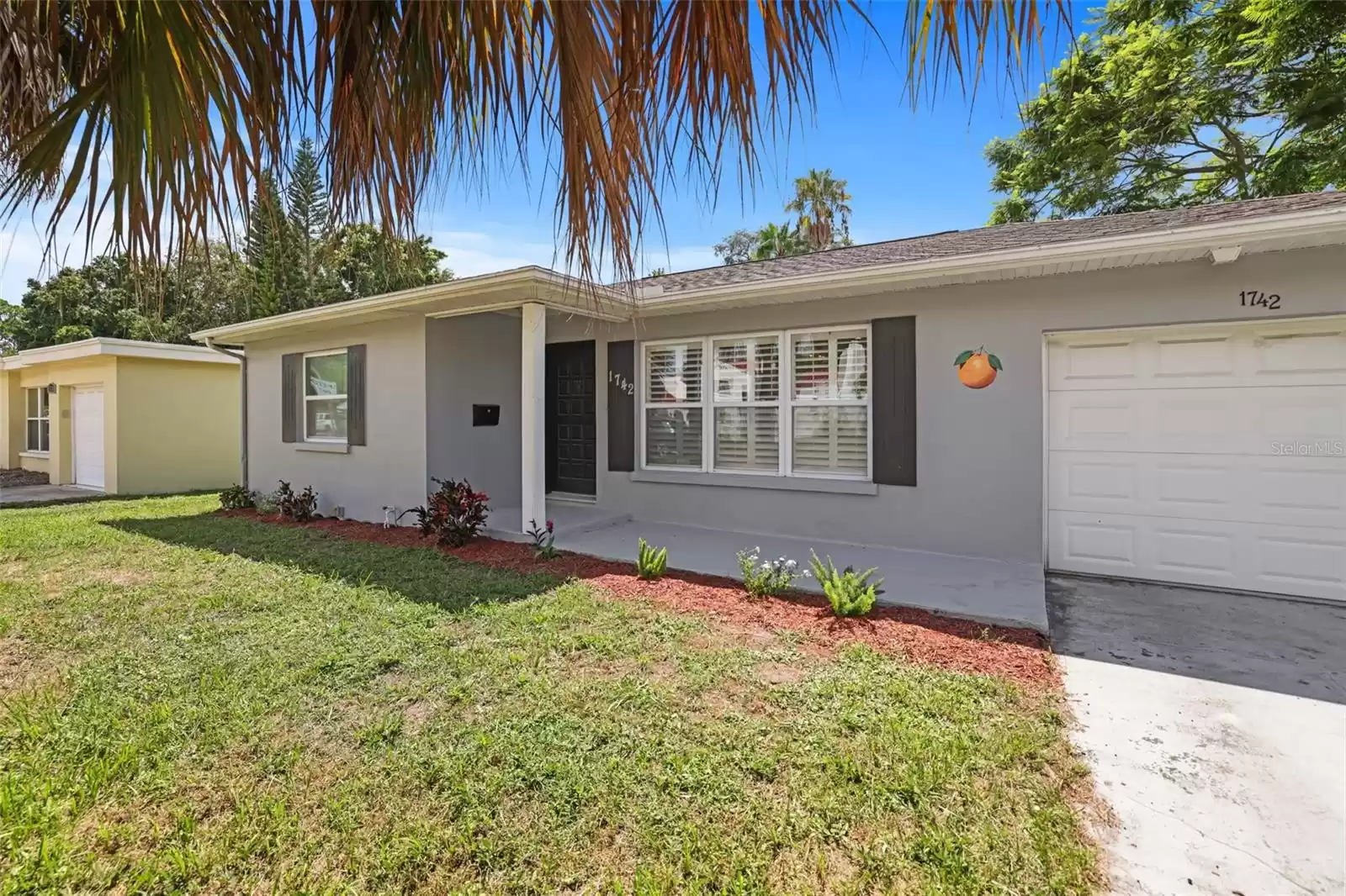 1742 BAYSHORE BOULEVARD, DUNEDIN, Florida 34698, 3 Bedrooms Bedrooms, ,2 BathroomsBathrooms,Residential,For Sale,BAYSHORE,MFRU8252060