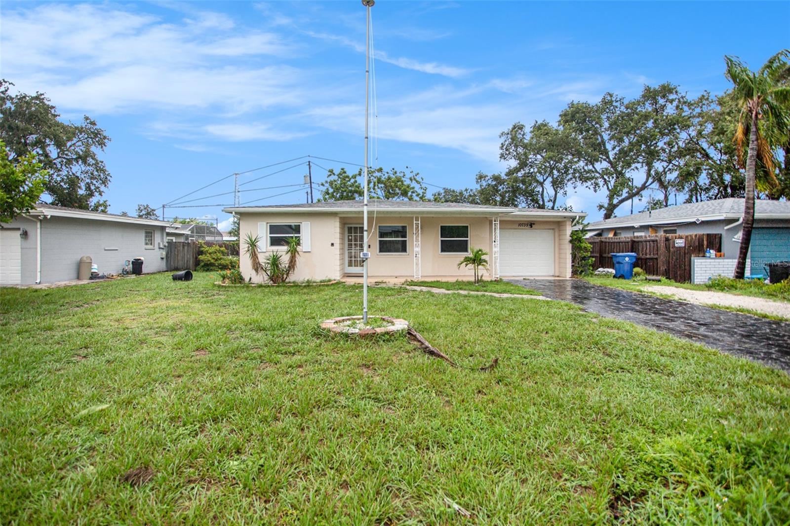 10735 64th Ave N, Seminole, Florida 33772, 2 Bedrooms Bedrooms, ,2 BathroomsBathrooms,Residential,For Sale,64TH,T3547004
