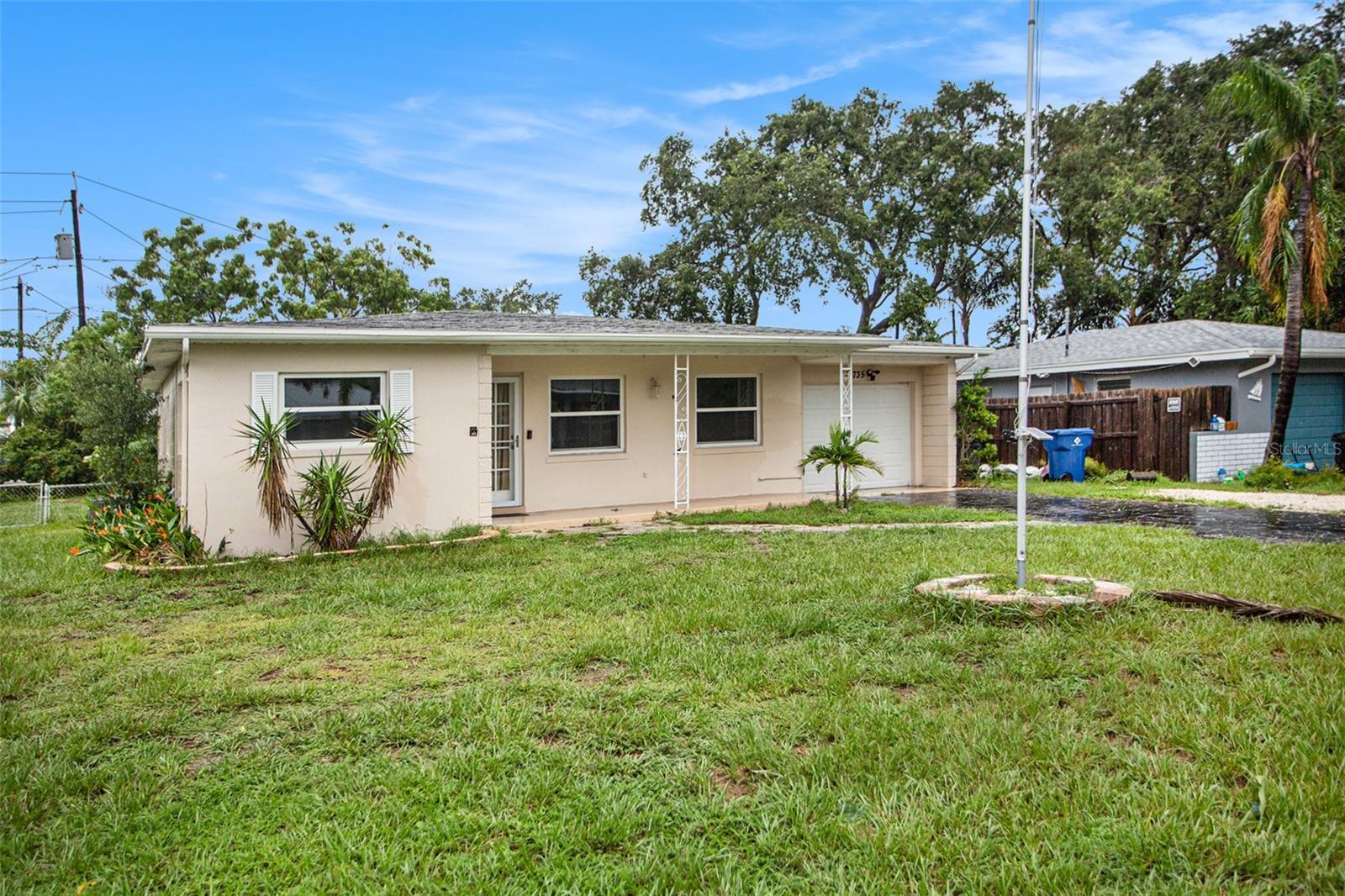 10735 64th Ave N, Seminole, Florida 33772, 2 Bedrooms Bedrooms, ,2 BathroomsBathrooms,Residential,For Sale,64TH,T3547004