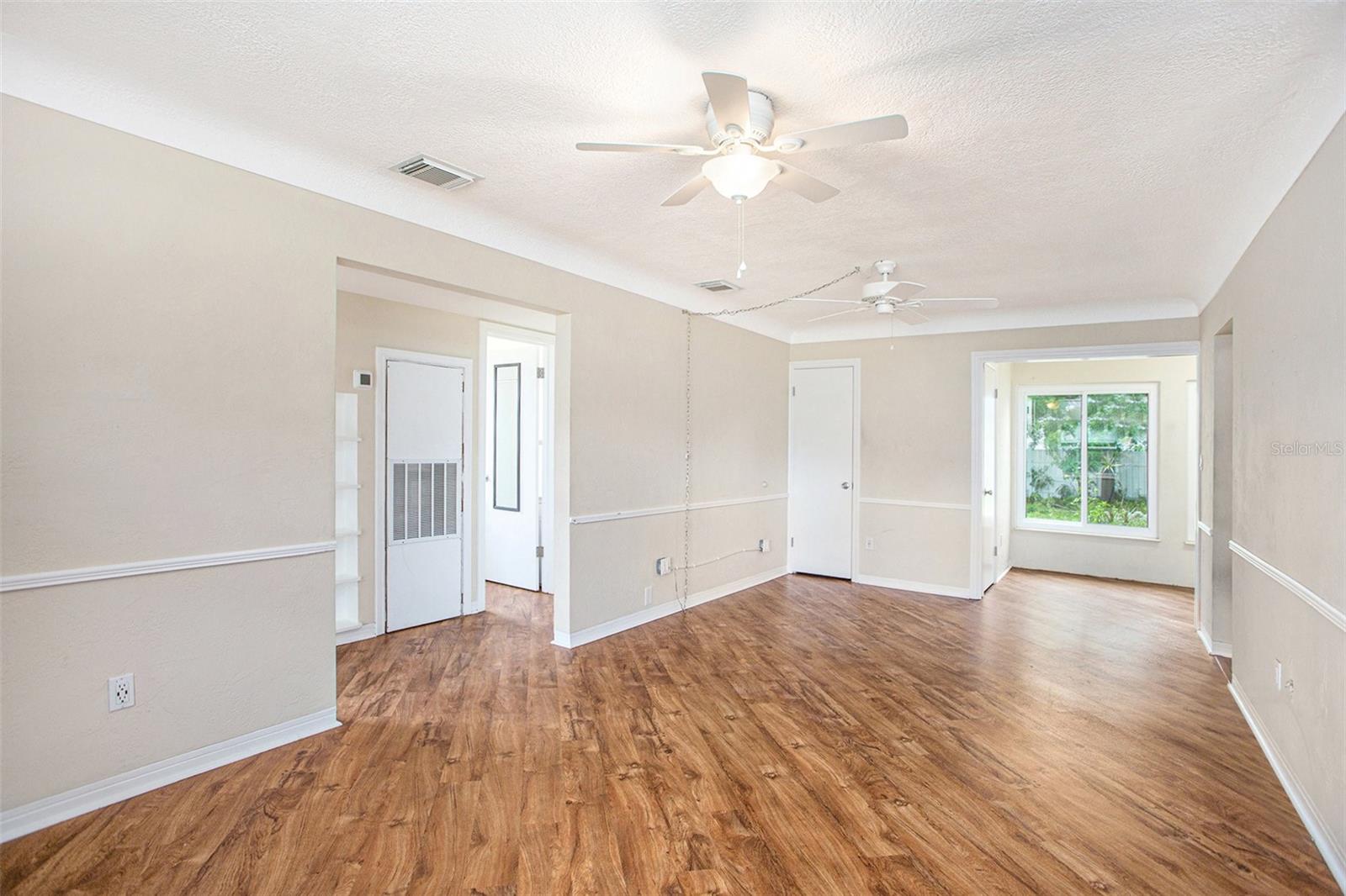 10735 64th Ave N, Seminole, Florida 33772, 2 Bedrooms Bedrooms, ,2 BathroomsBathrooms,Residential,For Sale,64TH,T3547004