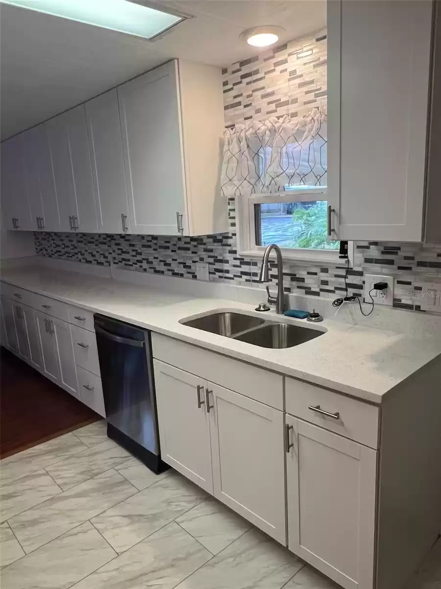 56 Palm Forest Dr, Largo, Florida 33770, 2 Bedrooms Bedrooms, ,2 BathroomsBathrooms,Residential,For Sale,PALM FOREST,U8252211