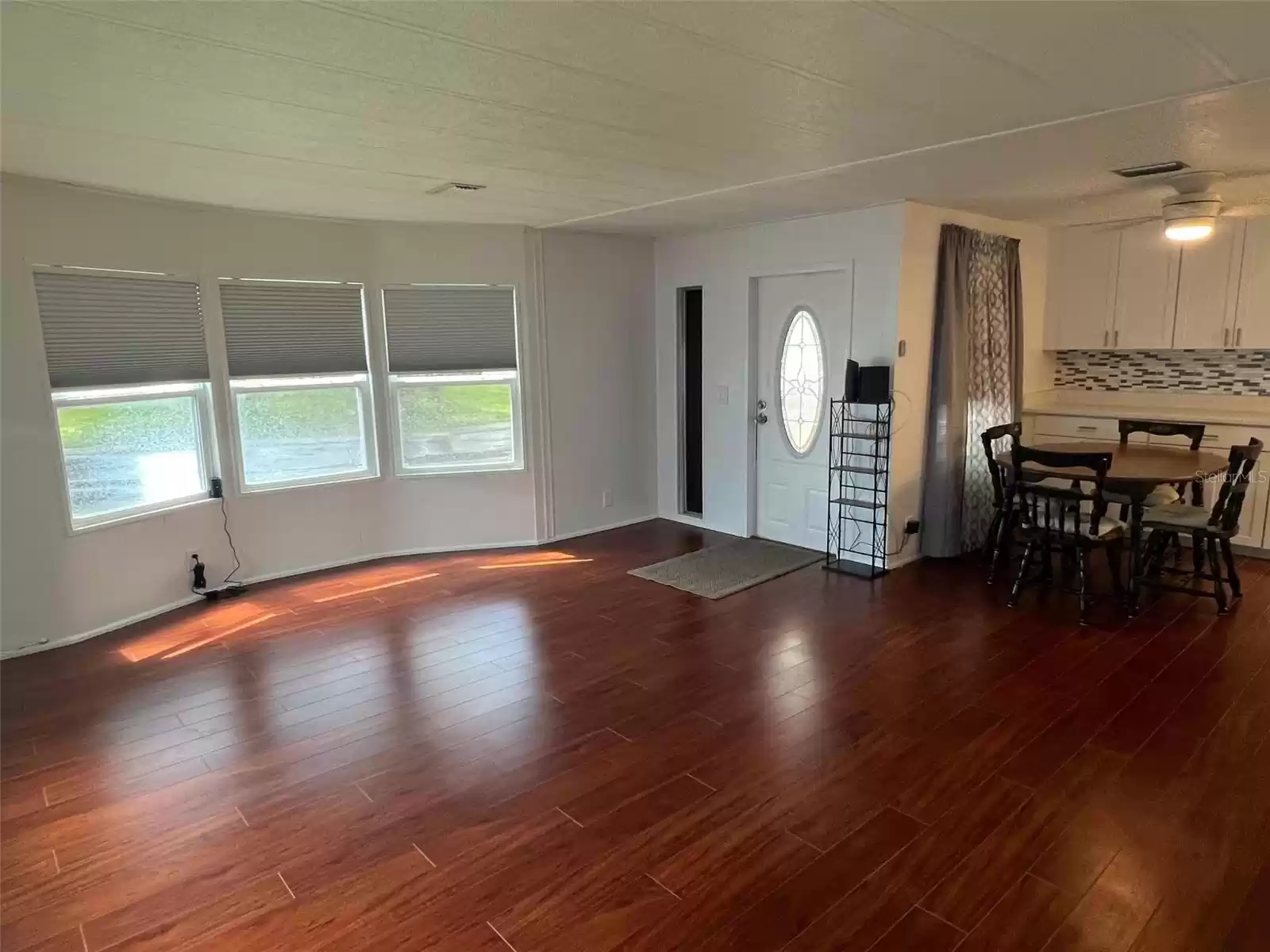 56 Palm Forest Dr, Largo, Florida 33770, 2 Bedrooms Bedrooms, ,2 BathroomsBathrooms,Residential,For Sale,PALM FOREST,U8252211