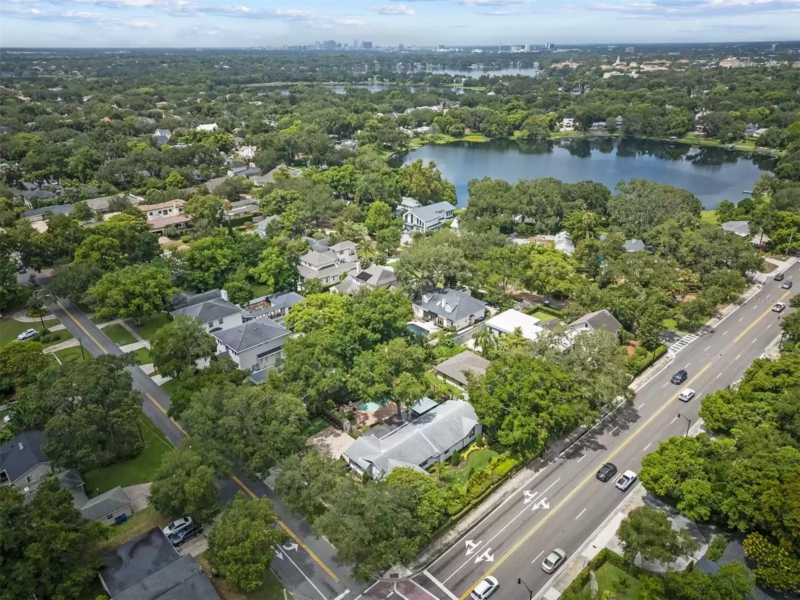 363 PHELPS AVENUE, WINTER PARK, Florida 32789, 4 Bedrooms Bedrooms, ,3 BathroomsBathrooms,Residential,For Sale,PHELPS,MFRO6223564