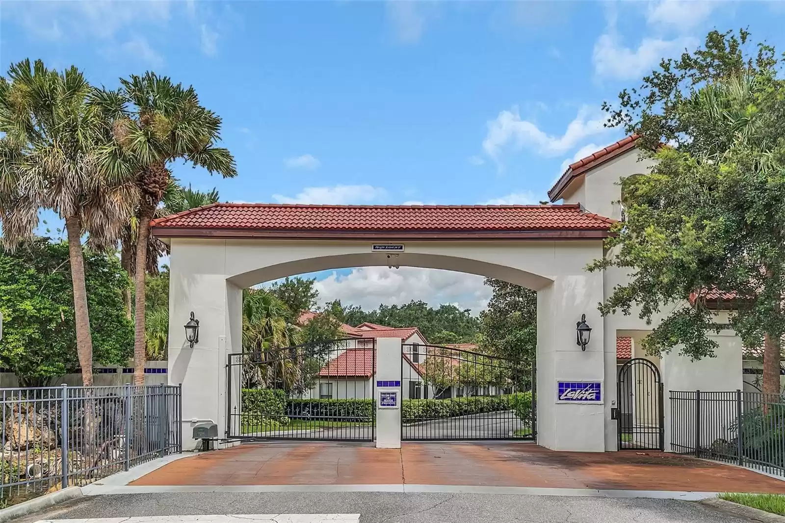 505 VIA DEL ORO DR, ALTAMONTE SPRINGS, Florida 32714, 2 Bedrooms Bedrooms, ,2 BathroomsBathrooms,Residential,For Sale,VIA DEL ORO DR,MFRO6229919