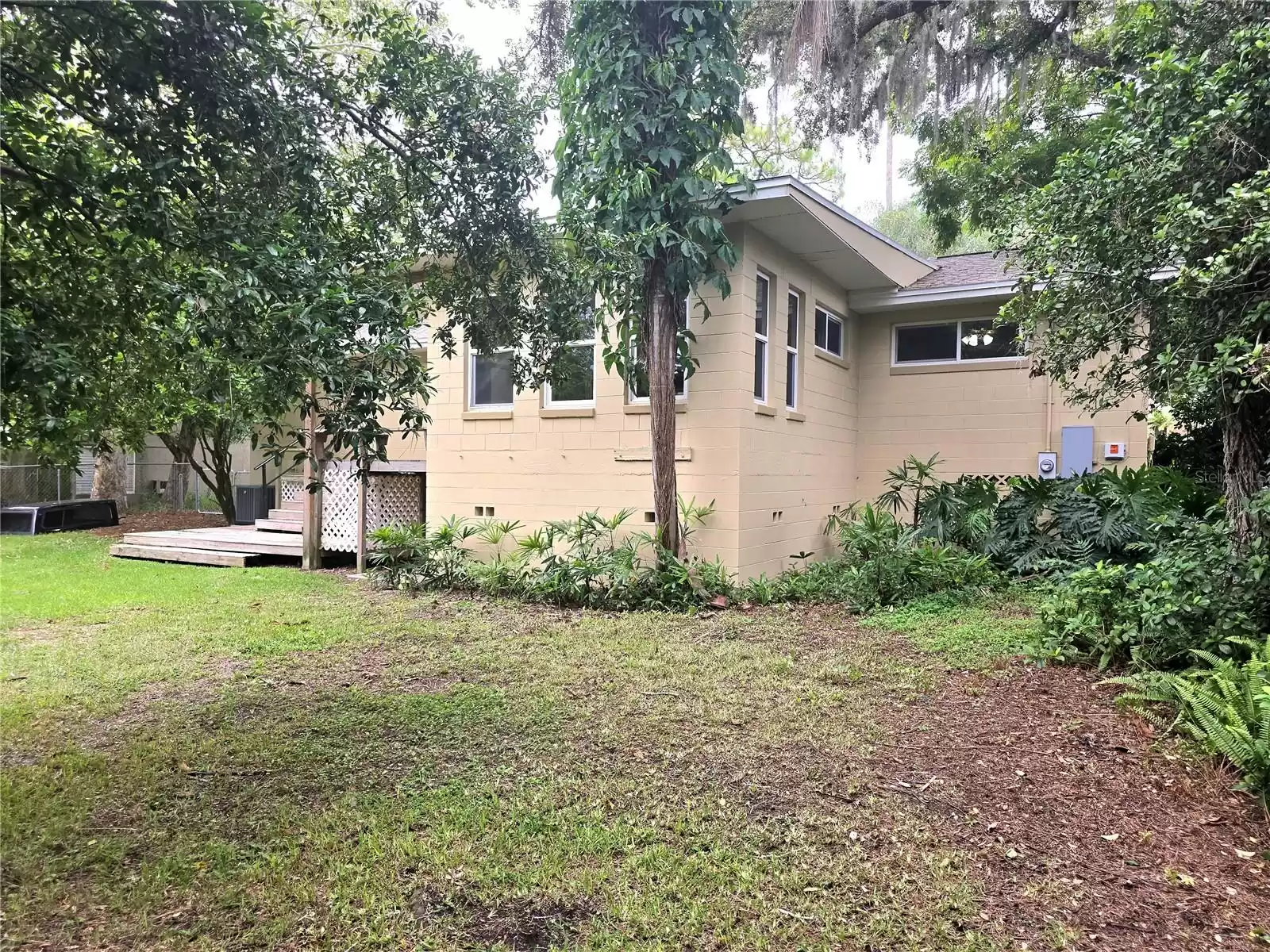 425 HILLCREST STREET, ALTAMONTE SPRINGS, Florida 32701, 3 Bedrooms Bedrooms, ,2 BathroomsBathrooms,Residential,For Sale,HILLCREST,MFRO6230284