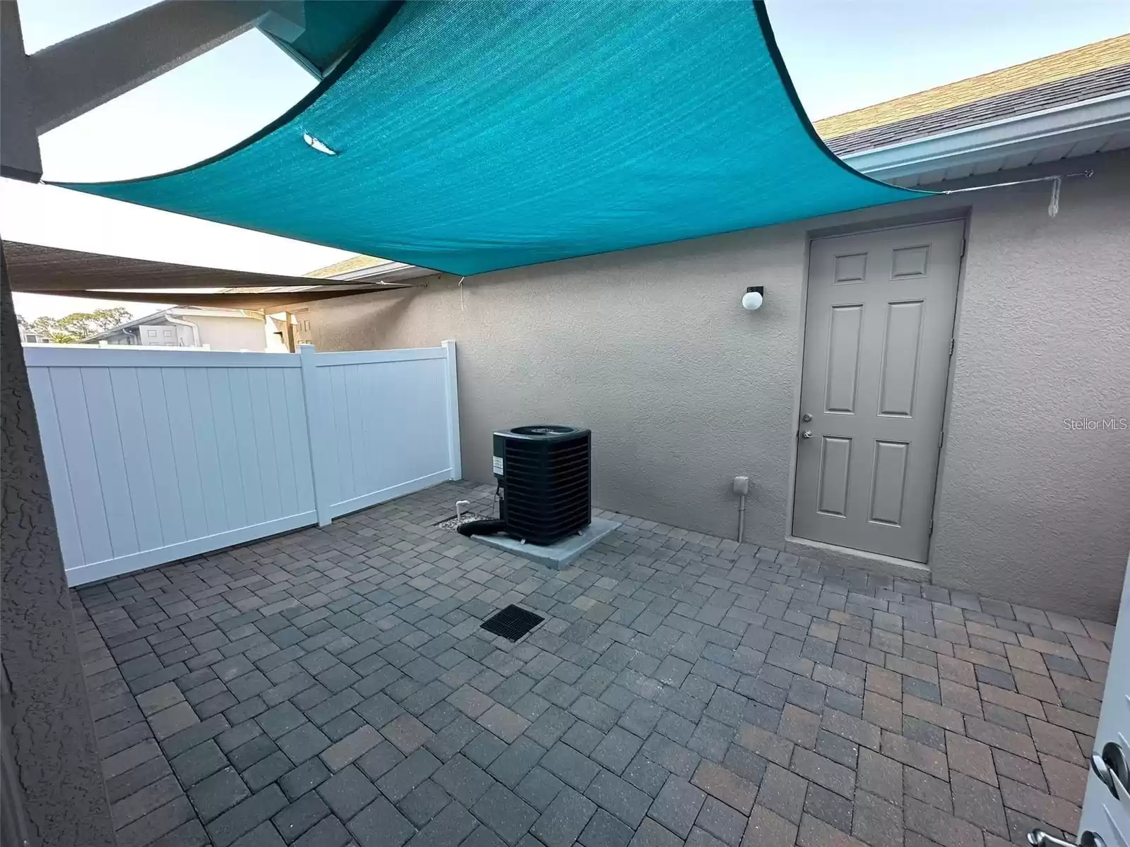 11168 HANLON TERRACE ALLEY, WINTER GARDEN, Florida 34787, 4 Bedrooms Bedrooms, ,3 BathroomsBathrooms,Residential Lease,For Rent,HANLON TERRACE,MFRO6228443