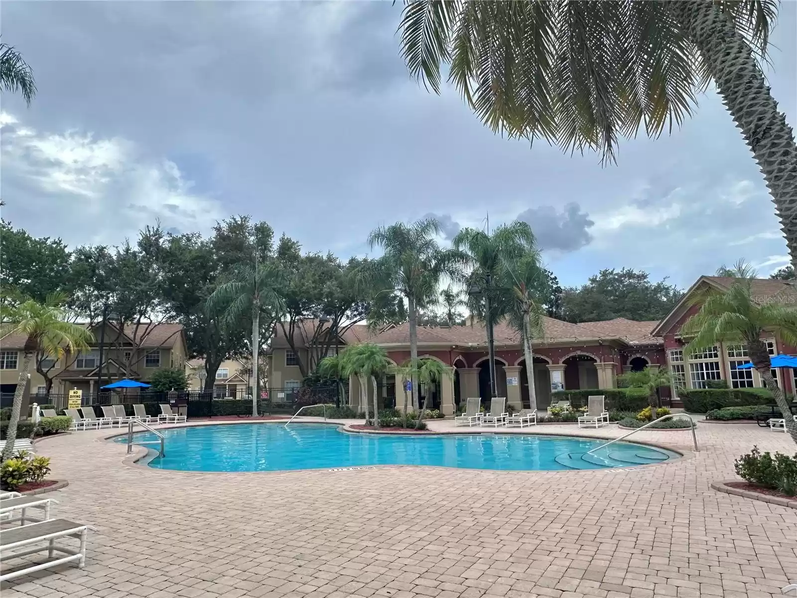 822 GRAND REGENCY POINT, ALTAMONTE SPRINGS, Florida 32714, 2 Bedrooms Bedrooms, ,2 BathroomsBathrooms,Residential,For Sale,GRAND REGENCY,MFRO6229521