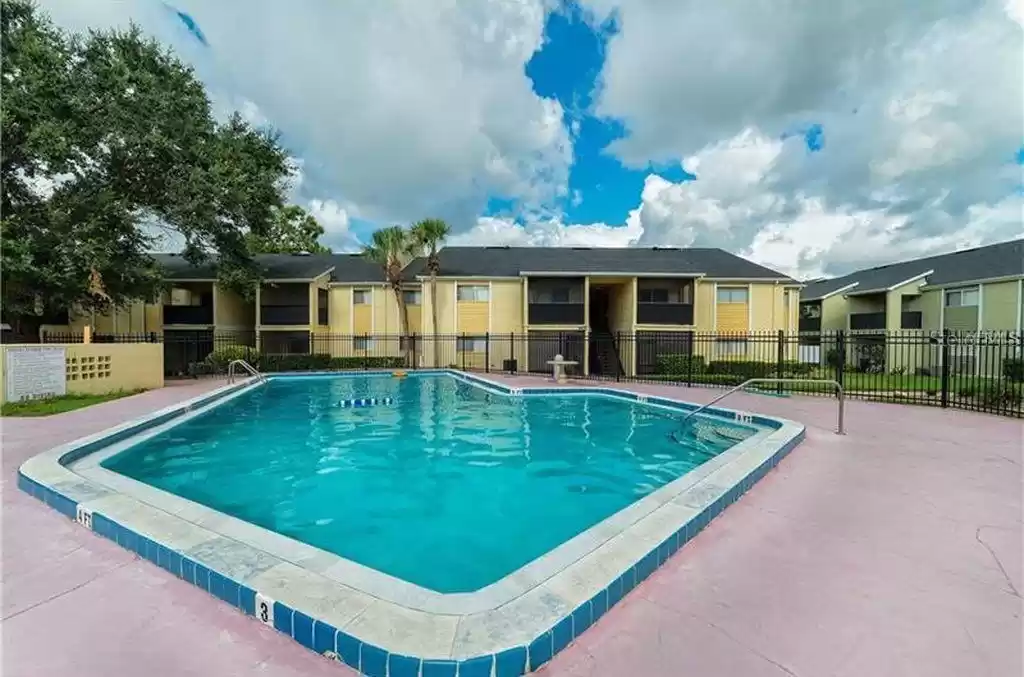 956 LAKE DESTINY ROAD, ALTAMONTE SPRINGS, Florida 32714, 2 Bedrooms Bedrooms, ,2 BathroomsBathrooms,Residential Lease,For Rent,LAKE DESTINY,MFRO6229770