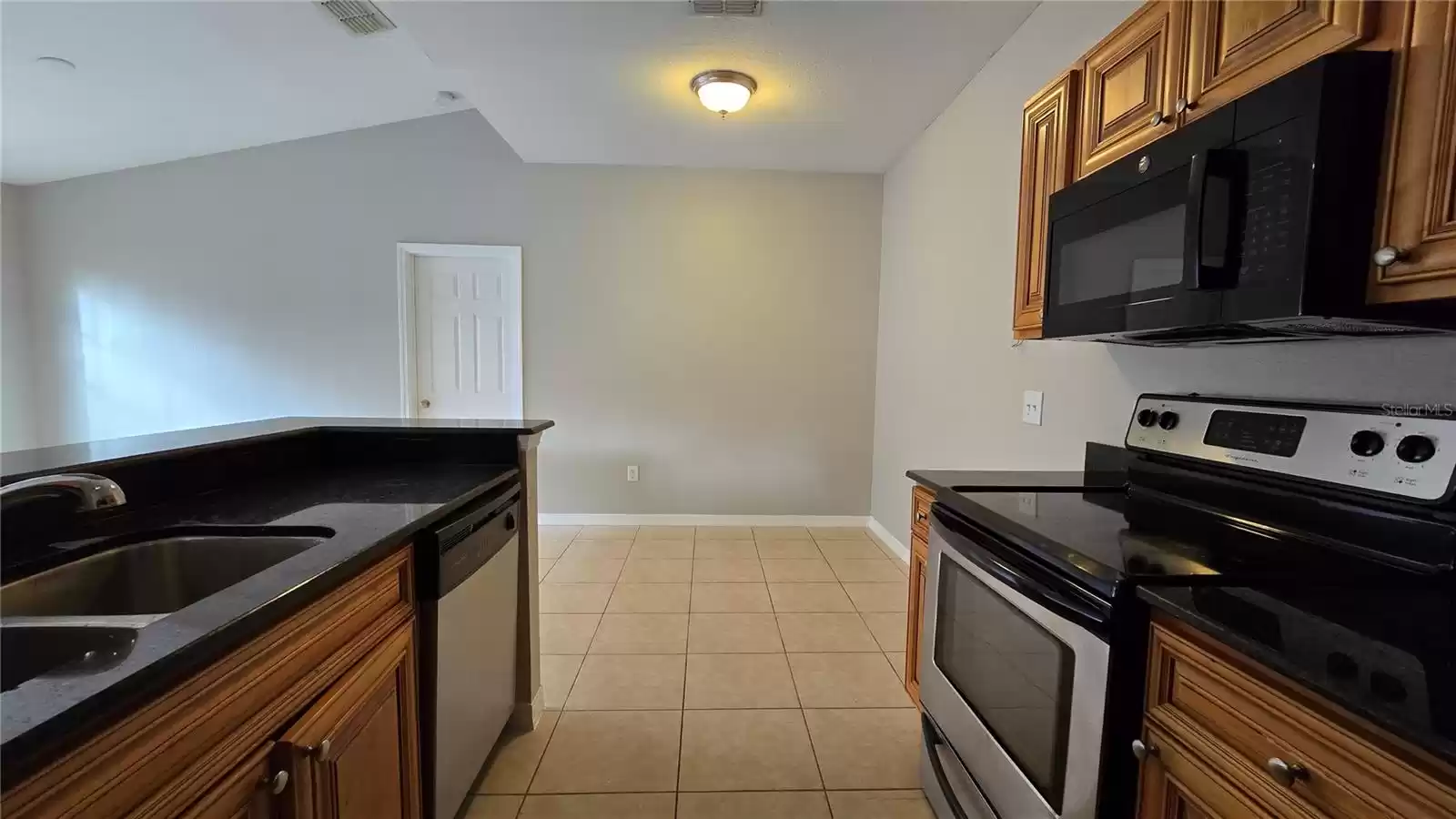 826 GRAND REGENCY POINTE POINT, ALTAMONTE SPRINGS, Florida 32714, 2 Bedrooms Bedrooms, ,2 BathroomsBathrooms,Residential,For Sale,GRAND REGENCY POINTE,MFRO6228447