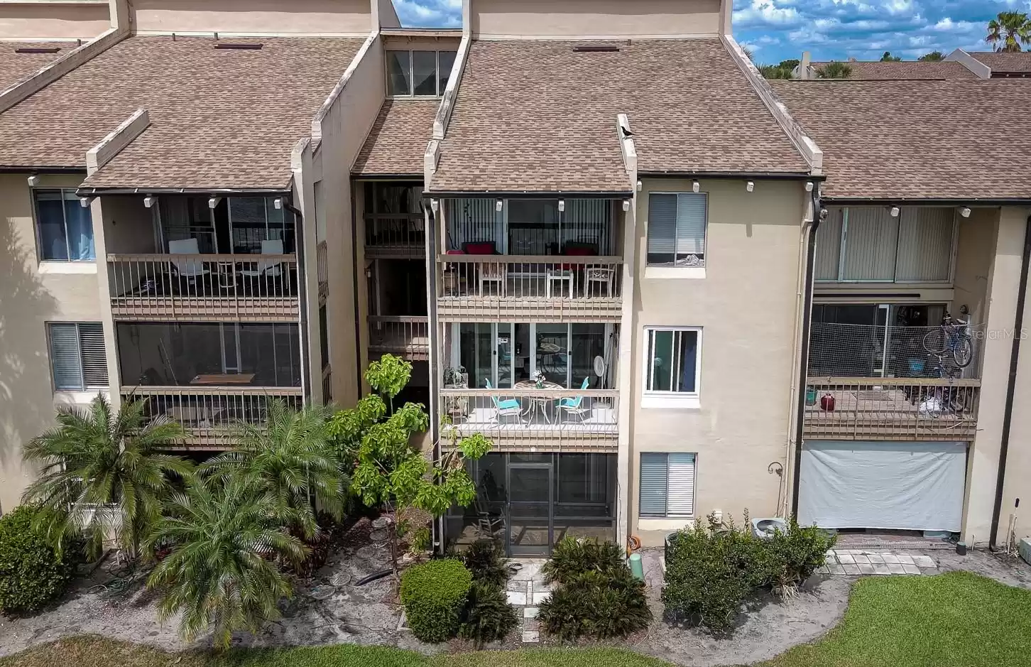 620 ORANGE DRIVE, ALTAMONTE SPRINGS, Florida 32701, 1 Bedroom Bedrooms, ,1 BathroomBathrooms,Residential,For Sale,ORANGE,MFRO6203291