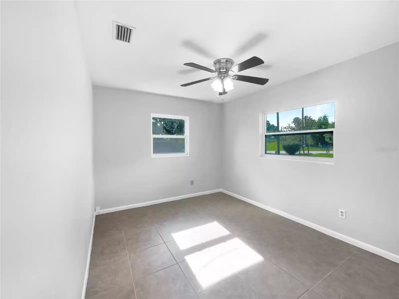 803 RICHBEE DRIVE, ALTAMONTE SPRINGS, Florida 32714, 3 Bedrooms Bedrooms, ,2 BathroomsBathrooms,Residential,For Sale,RICHBEE,MFRO6151111