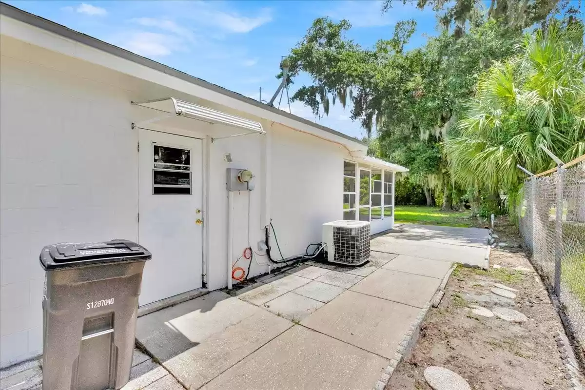 872 DARWIN DRIVE, ALTAMONTE SPRINGS, Florida 32701, 3 Bedrooms Bedrooms, ,1 BathroomBathrooms,Residential,For Sale,DARWIN,MFRO6232332