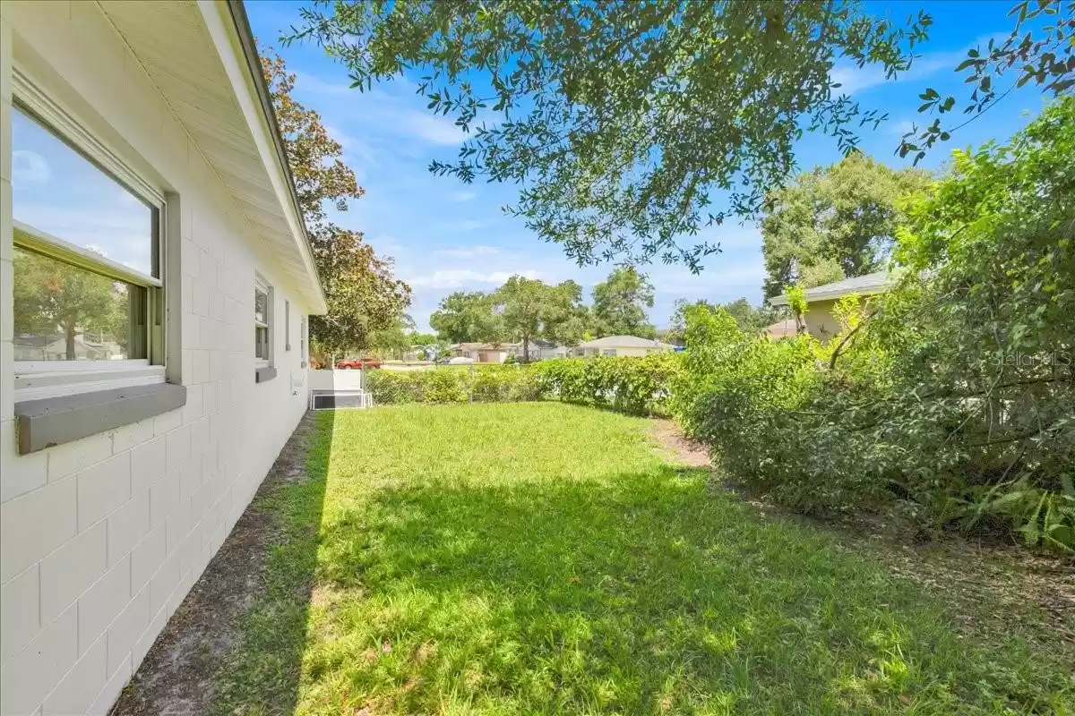 872 DARWIN DRIVE, ALTAMONTE SPRINGS, Florida 32701, 3 Bedrooms Bedrooms, ,1 BathroomBathrooms,Residential,For Sale,DARWIN,MFRO6232332