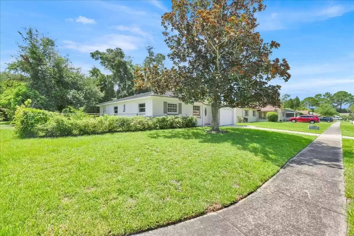 872 DARWIN DRIVE, ALTAMONTE SPRINGS, Florida 32701, 3 Bedrooms Bedrooms, ,1 BathroomBathrooms,Residential,For Sale,DARWIN,MFRO6232332