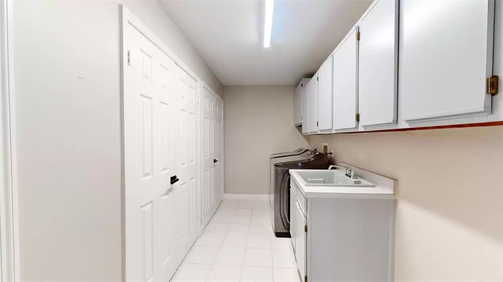 Laundry Room on 1st floor