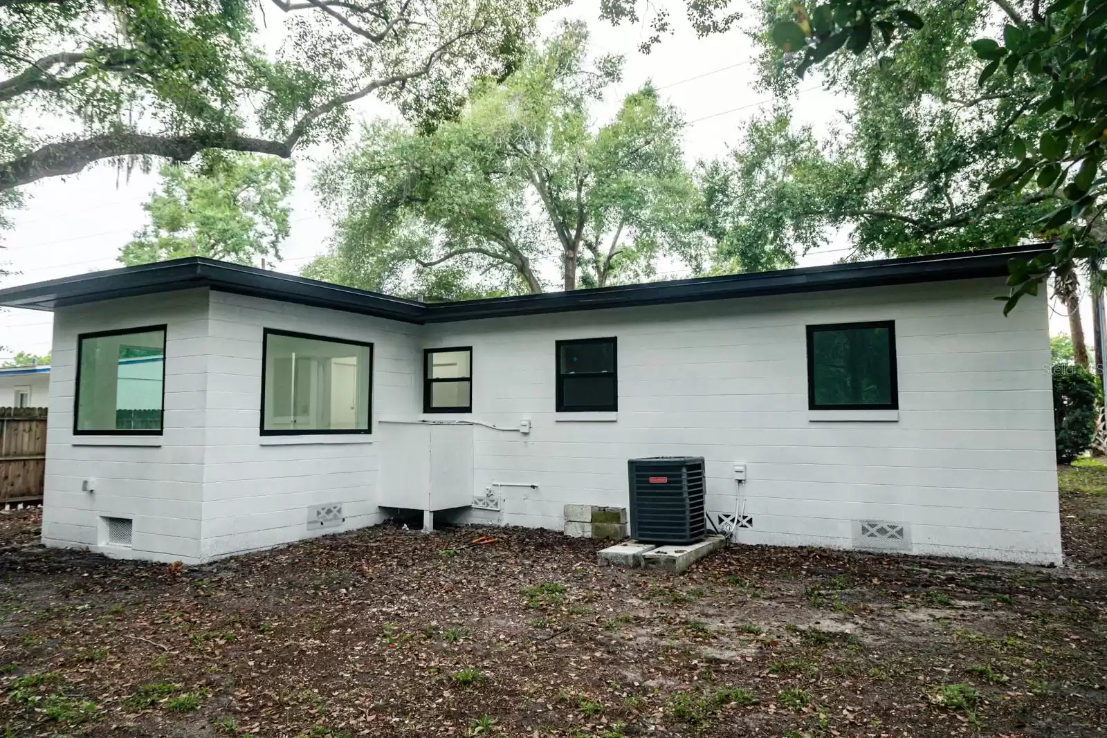 635 MAITLAND AVENUE, ALTAMONTE SPRINGS, Florida 32701, 3 Bedrooms Bedrooms, ,1 BathroomBathrooms,Residential,For Sale,MAITLAND,MFRO6167282