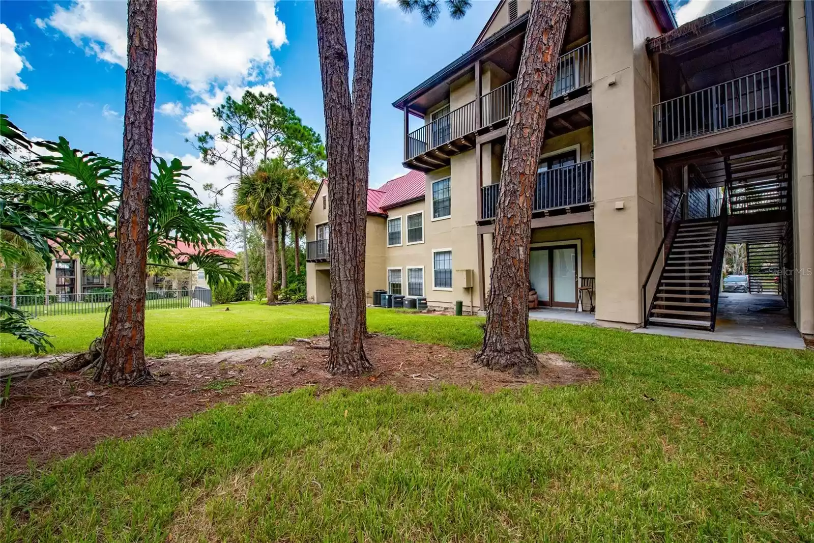 232 AFTON SQUARE, ALTAMONTE SPRINGS, Florida 32714, 1 Bedroom Bedrooms, ,1 BathroomBathrooms,Residential,For Sale,AFTON,MFRS5110343