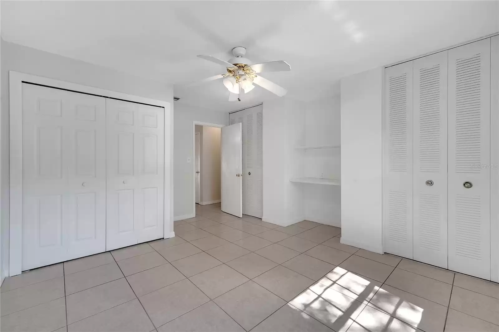 160 LEWFIELD CIRCLE, WINTER PARK, Florida 32792, 1 Bedroom Bedrooms, ,1 BathroomBathrooms,Residential,For Sale,LEWFIELD,MFRO6233515