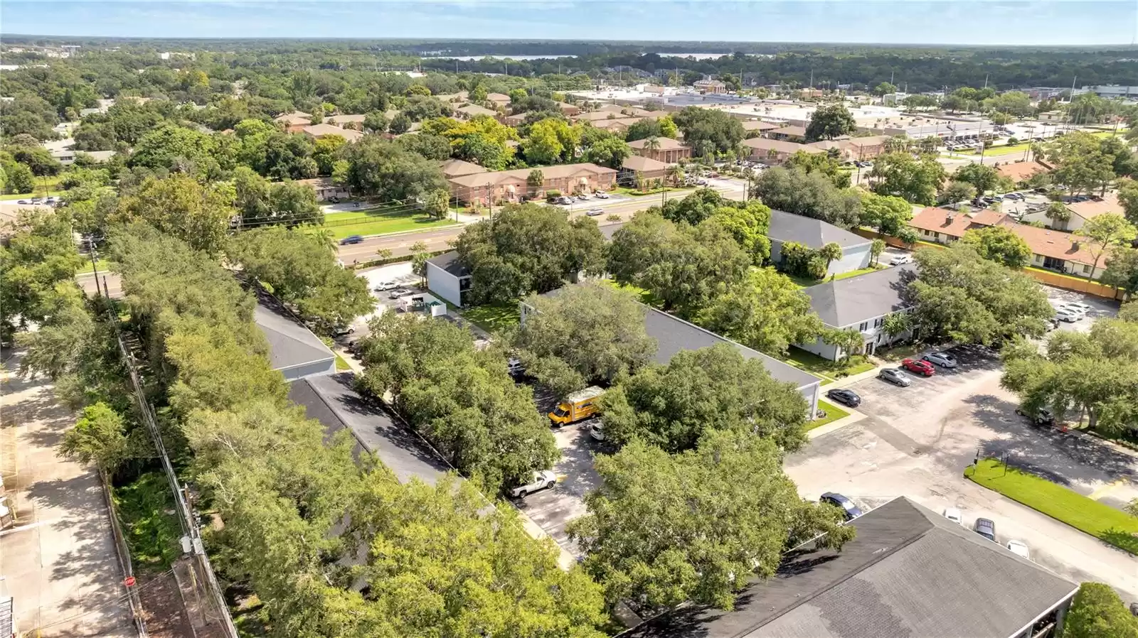 160 LEWFIELD CIRCLE, WINTER PARK, Florida 32792, 1 Bedroom Bedrooms, ,1 BathroomBathrooms,Residential,For Sale,LEWFIELD,MFRO6233515