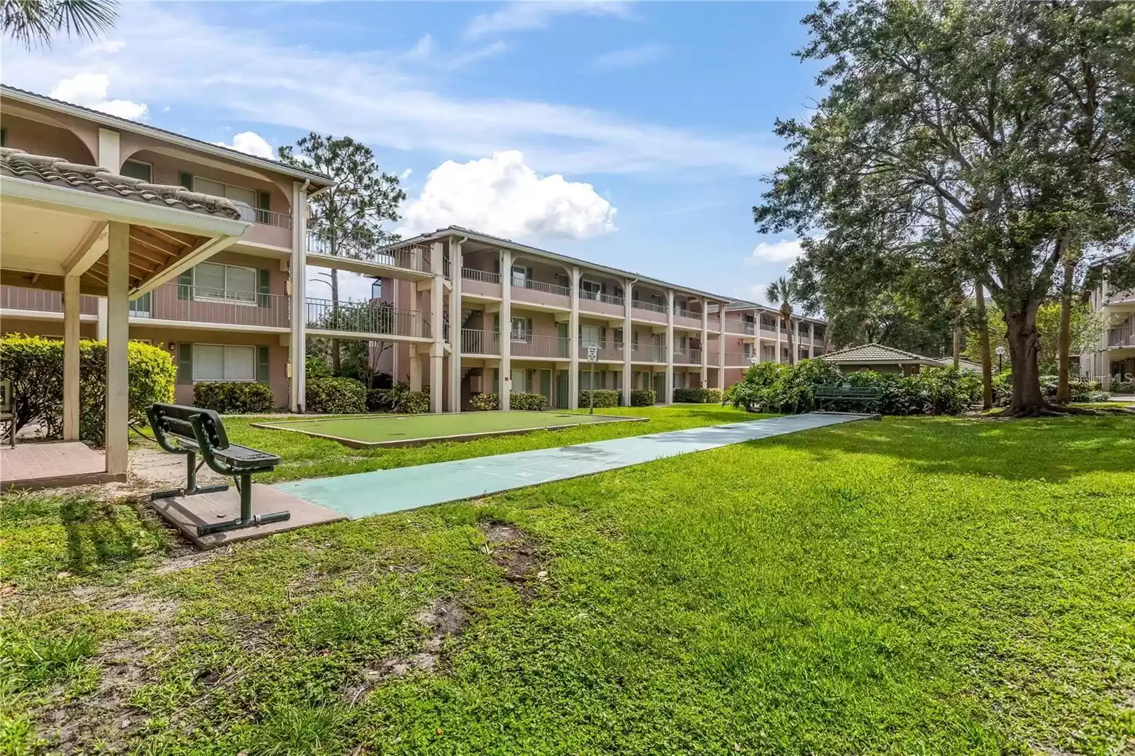 109 OYSTER BAY CIRCLE, ALTAMONTE SPRINGS, Florida 32701, 2 Bedrooms Bedrooms, ,2 BathroomsBathrooms,Residential,For Sale,OYSTER BAY,MFRO6233324