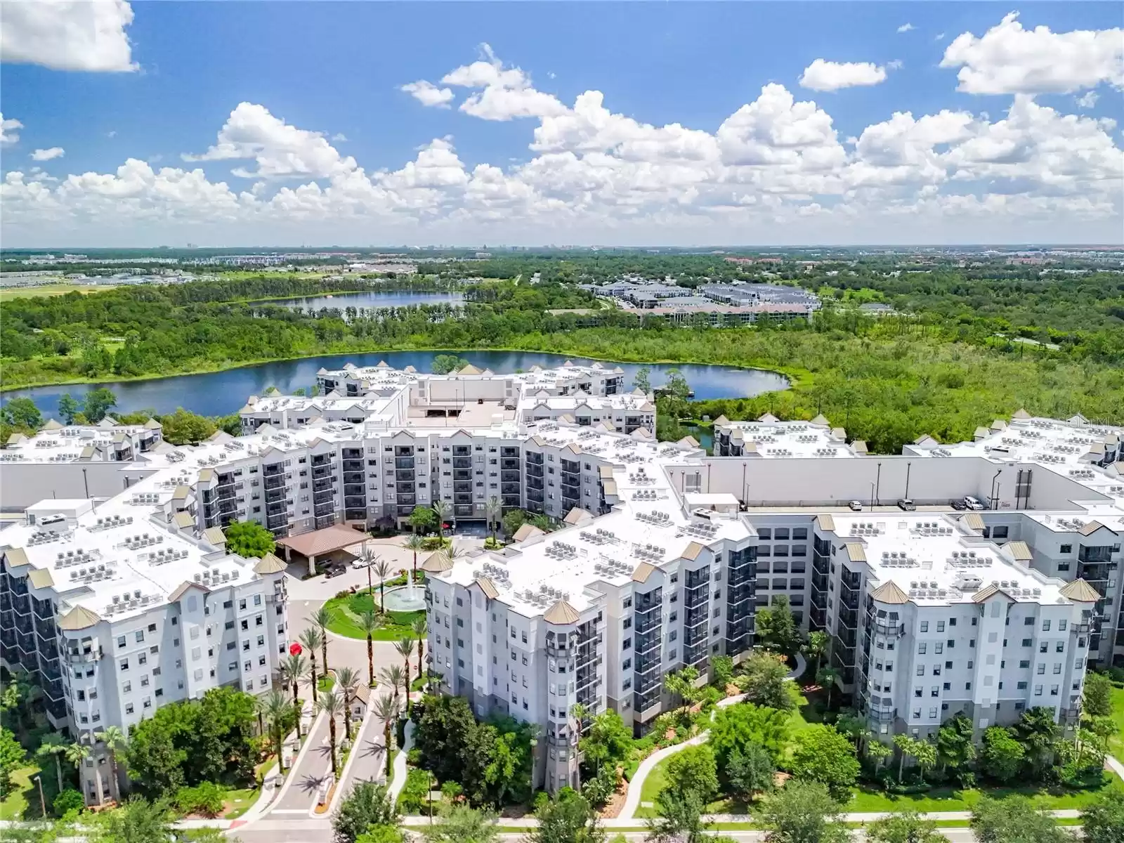 14501 GROVE RESORT AVENUE, WINTER GARDEN, Florida 34787, 2 Bedrooms Bedrooms, ,2 BathroomsBathrooms,Residential,For Sale,GROVE RESORT,MFRO6233619