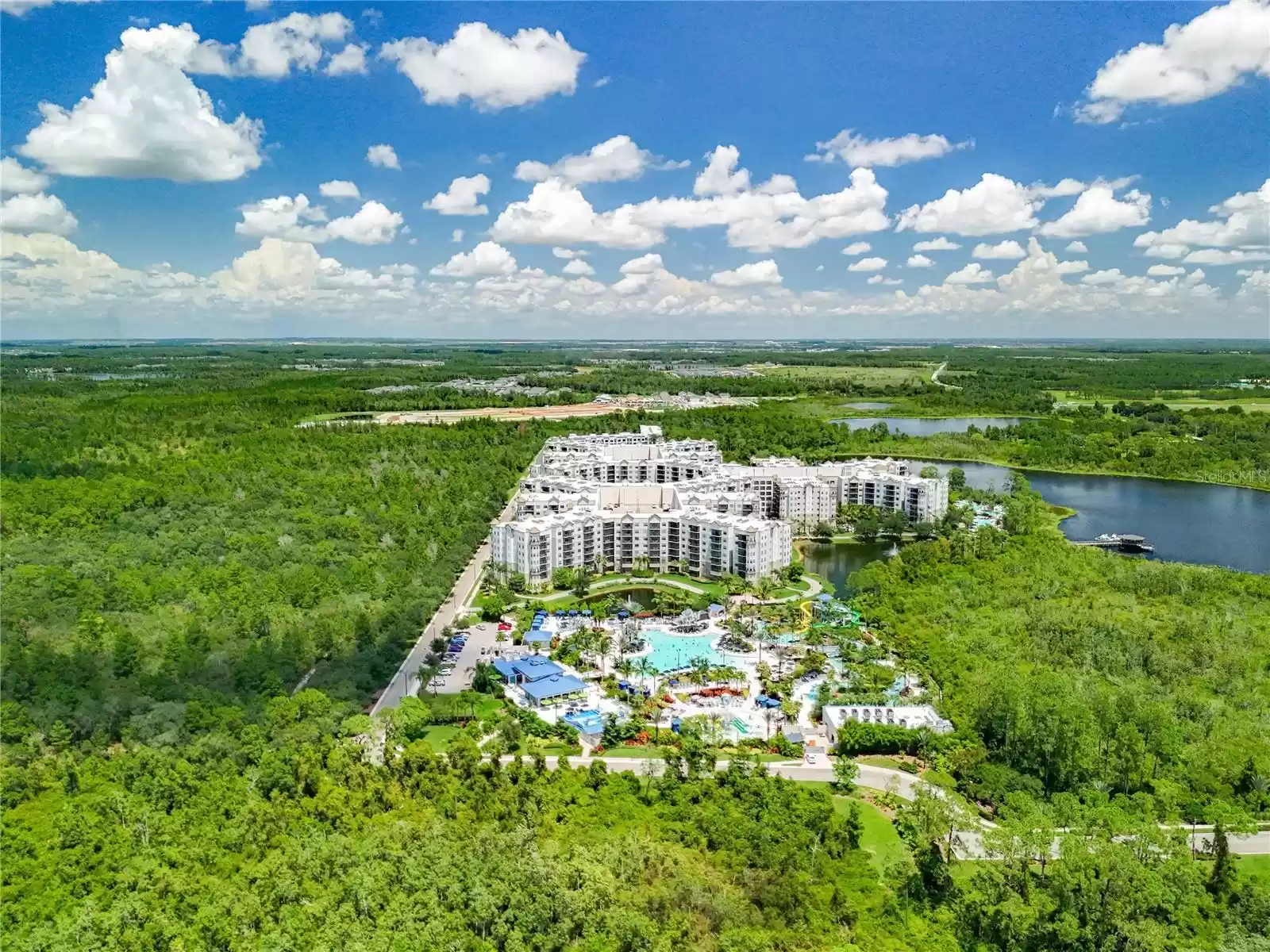 14501 GROVE RESORT AVENUE, WINTER GARDEN, Florida 34787, 2 Bedrooms Bedrooms, ,2 BathroomsBathrooms,Residential,For Sale,GROVE RESORT,MFRO6233619