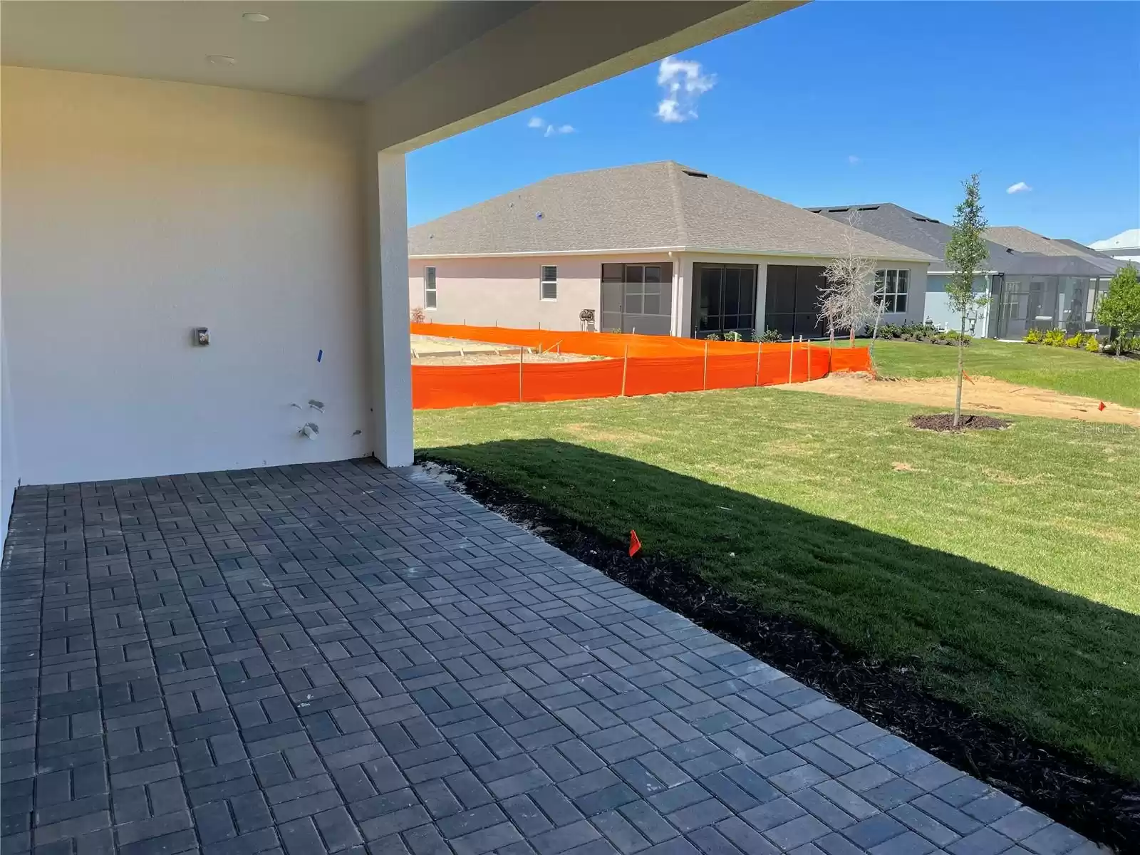 4520 GLIDING WAVE STREET, WINTER GARDEN, Florida 34787, 4 Bedrooms Bedrooms, ,2 BathroomsBathrooms,Residential,For Sale,GLIDING WAVE,MFRS5110540