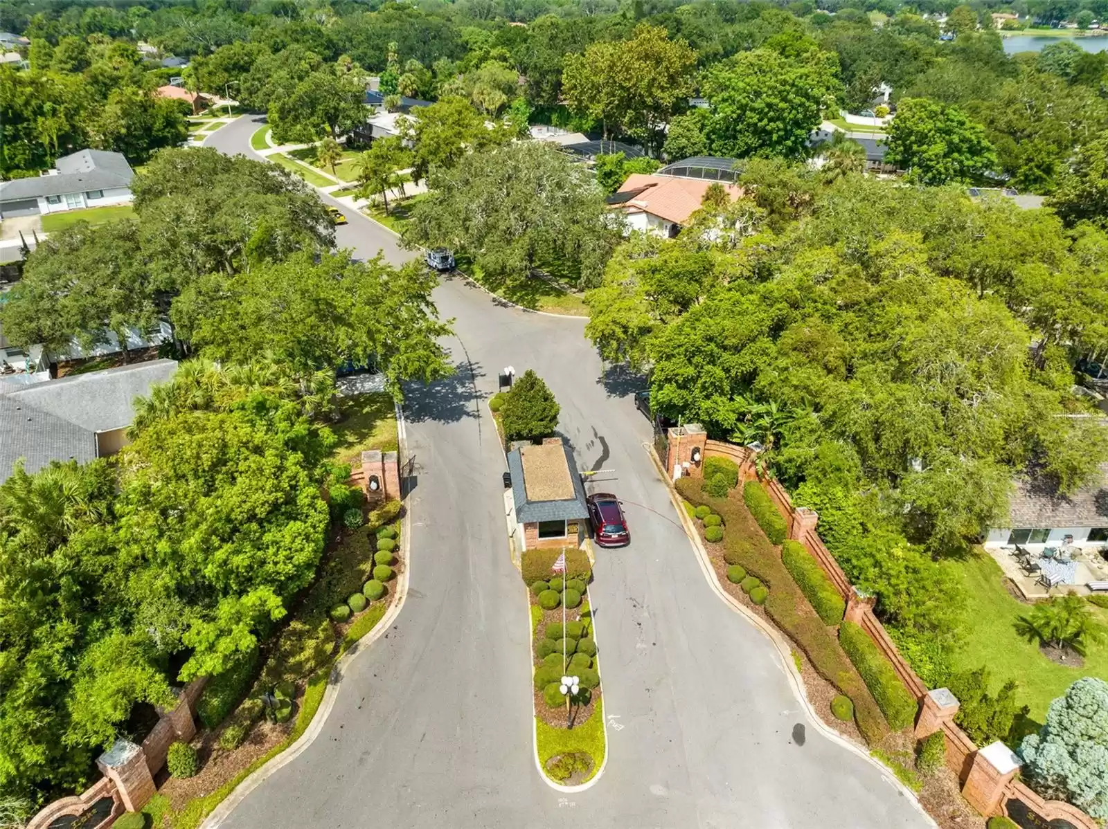 170 SPRING LAKE HILLS DRIVE, ALTAMONTE SPRINGS, Florida 32714, 4 Bedrooms Bedrooms, ,2 BathroomsBathrooms,Residential,For Sale,SPRING LAKE HILLS,MFRO6234864