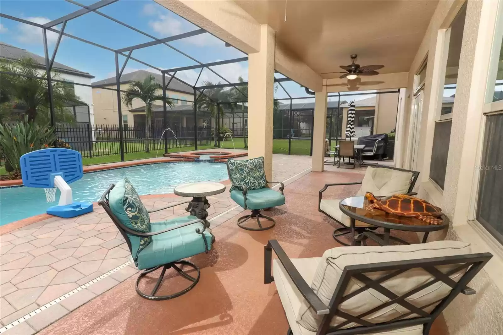 319 MORNING VIEW DRIVE, WINTER GARDEN, Florida 34787, 7 Bedrooms Bedrooms, ,5 BathroomsBathrooms,Residential,For Sale,MORNING VIEW,MFRO6234576