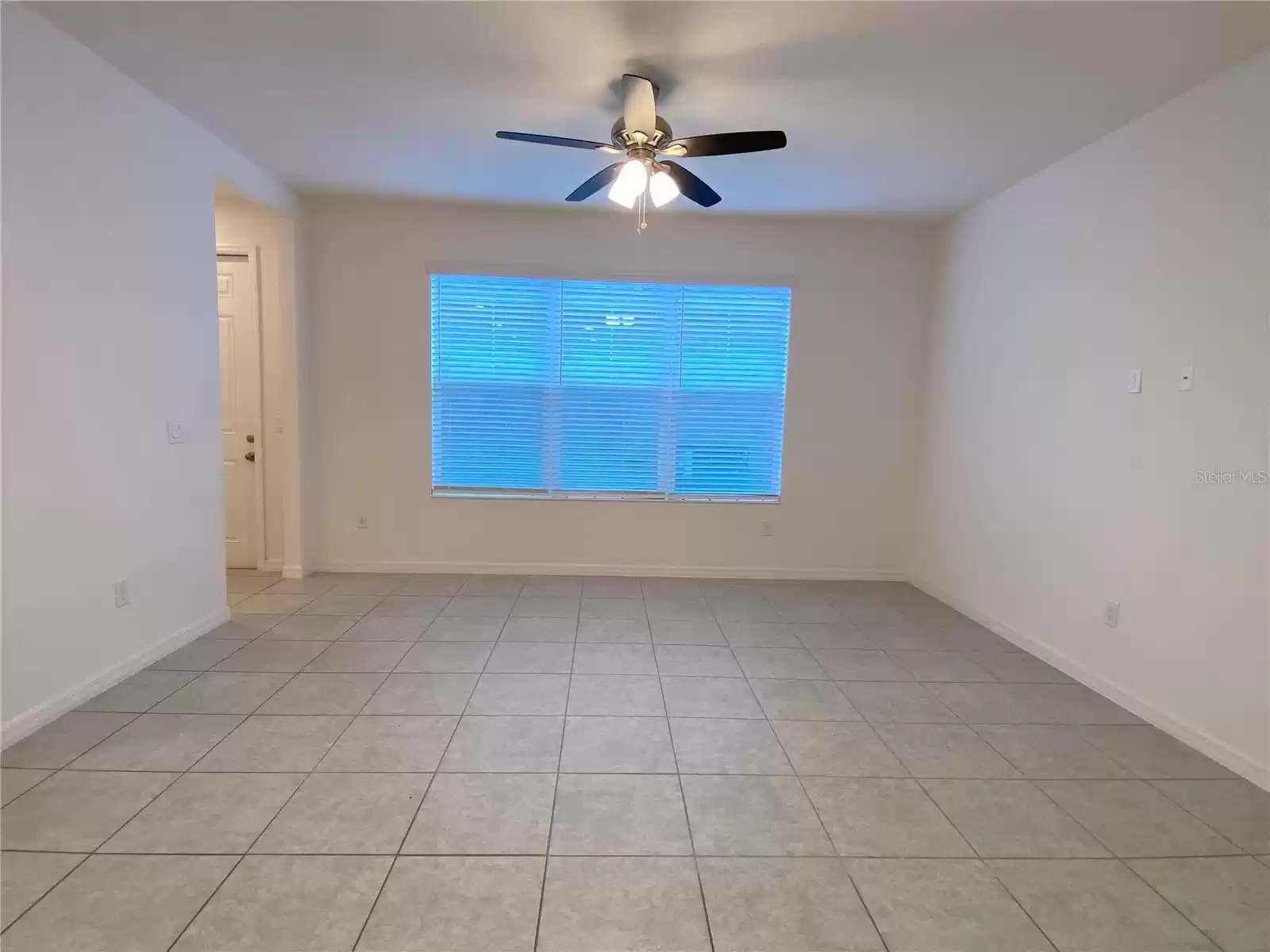 8167 MOSAIC LANE, WINTER GARDEN, Florida 34787, 3 Bedrooms Bedrooms, ,2 BathroomsBathrooms,Residential Lease,For Rent,MOSAIC,MFRO6235446