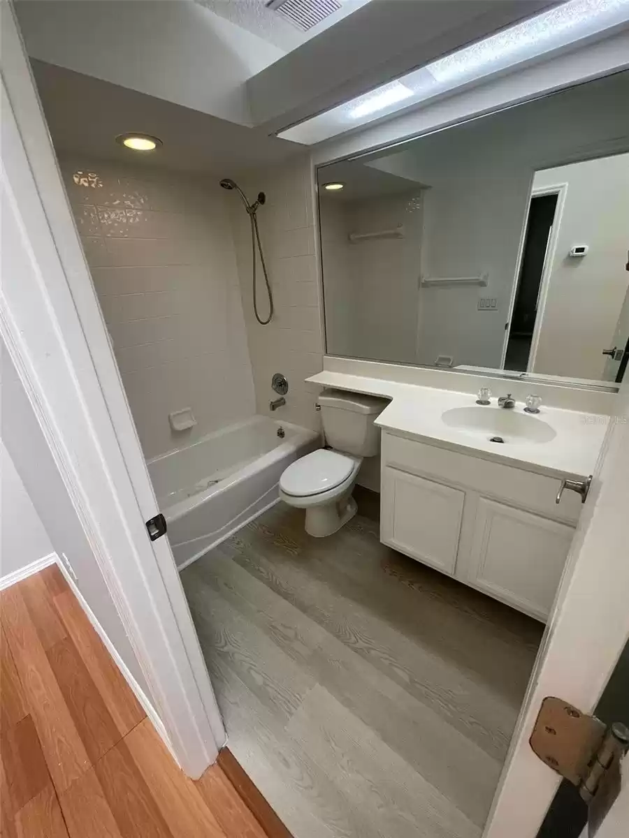 2 bathroom