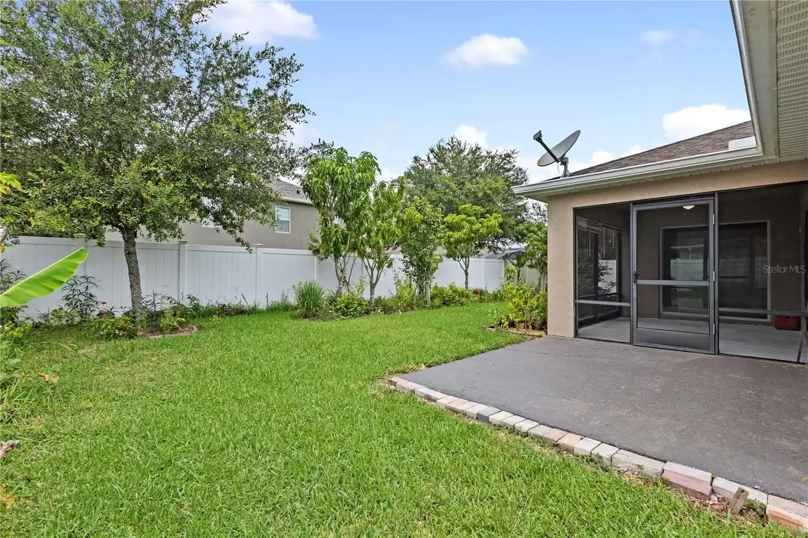 434 MILLWOOD PLACE, WINTER GARDEN, Florida 34787, 3 Bedrooms Bedrooms, ,2 BathroomsBathrooms,Residential,For Sale,MILLWOOD,MFRO6235644