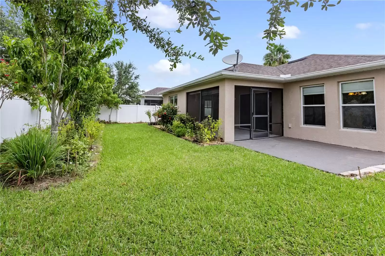 434 MILLWOOD PLACE, WINTER GARDEN, Florida 34787, 3 Bedrooms Bedrooms, ,2 BathroomsBathrooms,Residential,For Sale,MILLWOOD,MFRO6235644