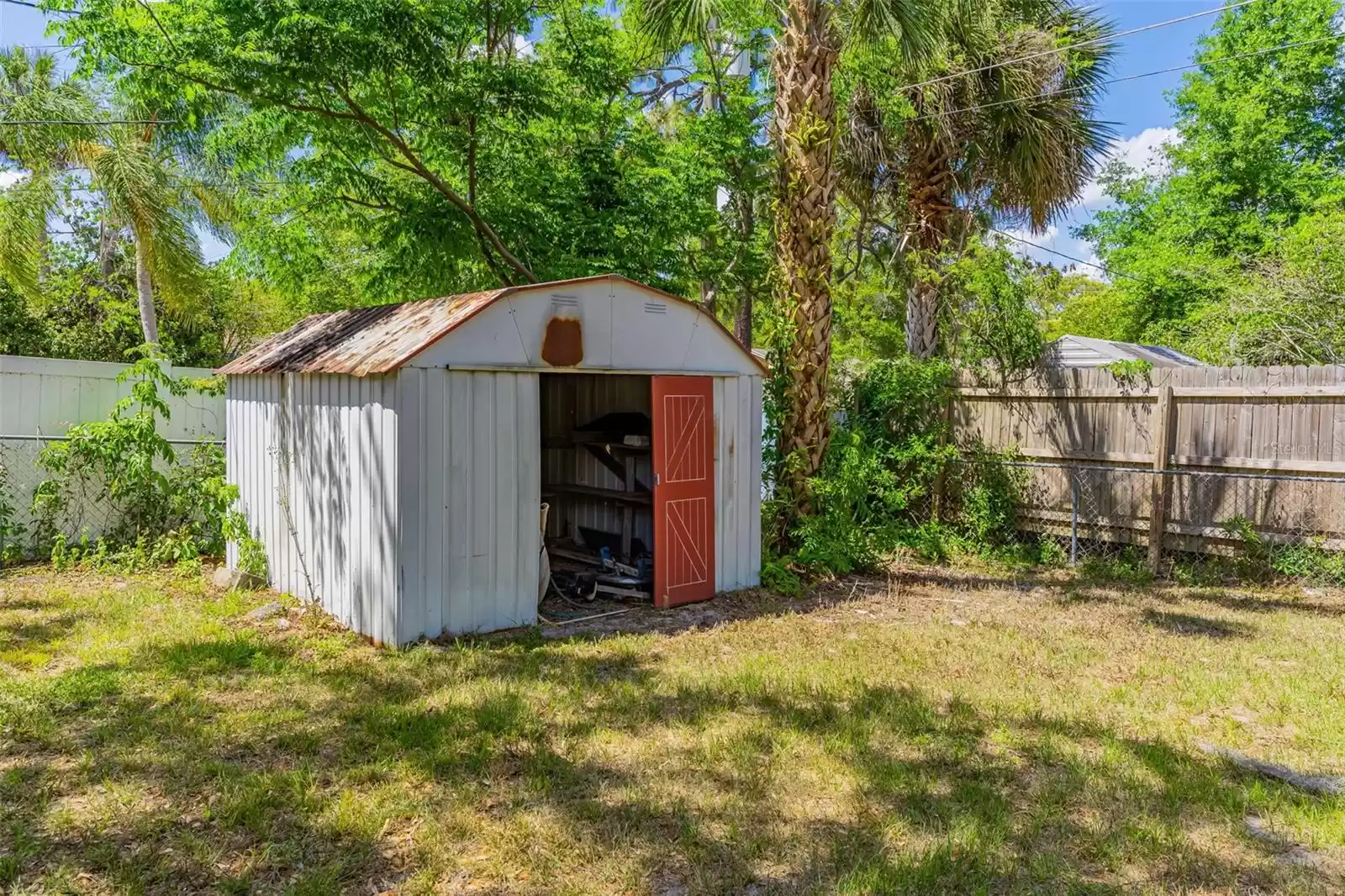 437 ALPINE STREET, ALTAMONTE SPRINGS, Florida 32701, 3 Bedrooms Bedrooms, ,2 BathroomsBathrooms,Residential,For Sale,ALPINE,MFRO6102075