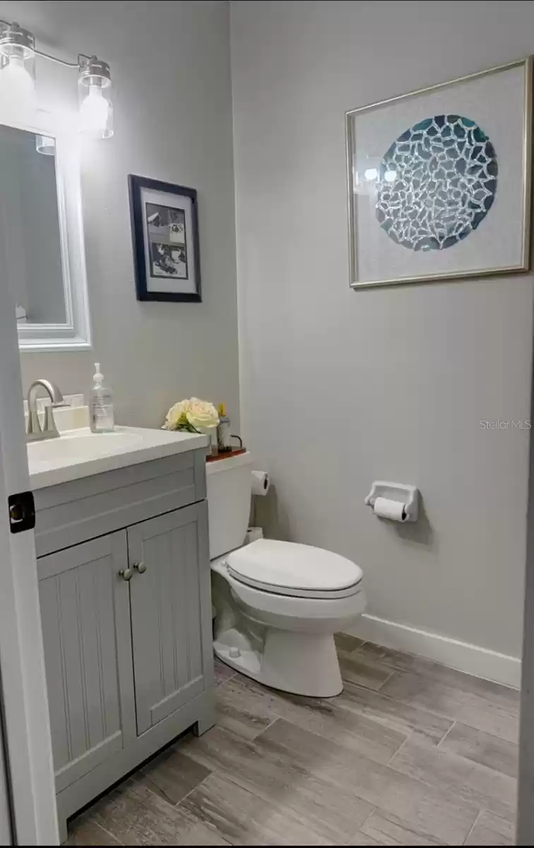 1/2 bath on 1st floor