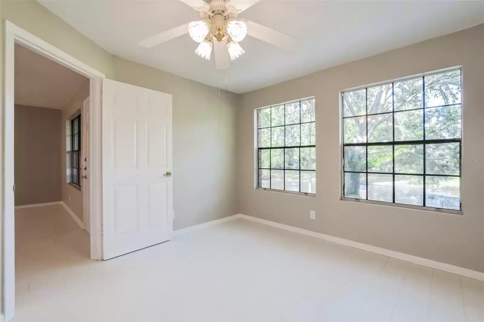 365 FORESTWAY CIRCLE, ALTAMONTE SPRINGS, Florida 32701, 2 Bedrooms Bedrooms, ,1 BathroomBathrooms,Residential,For Sale,FORESTWAY,MFRO6160718