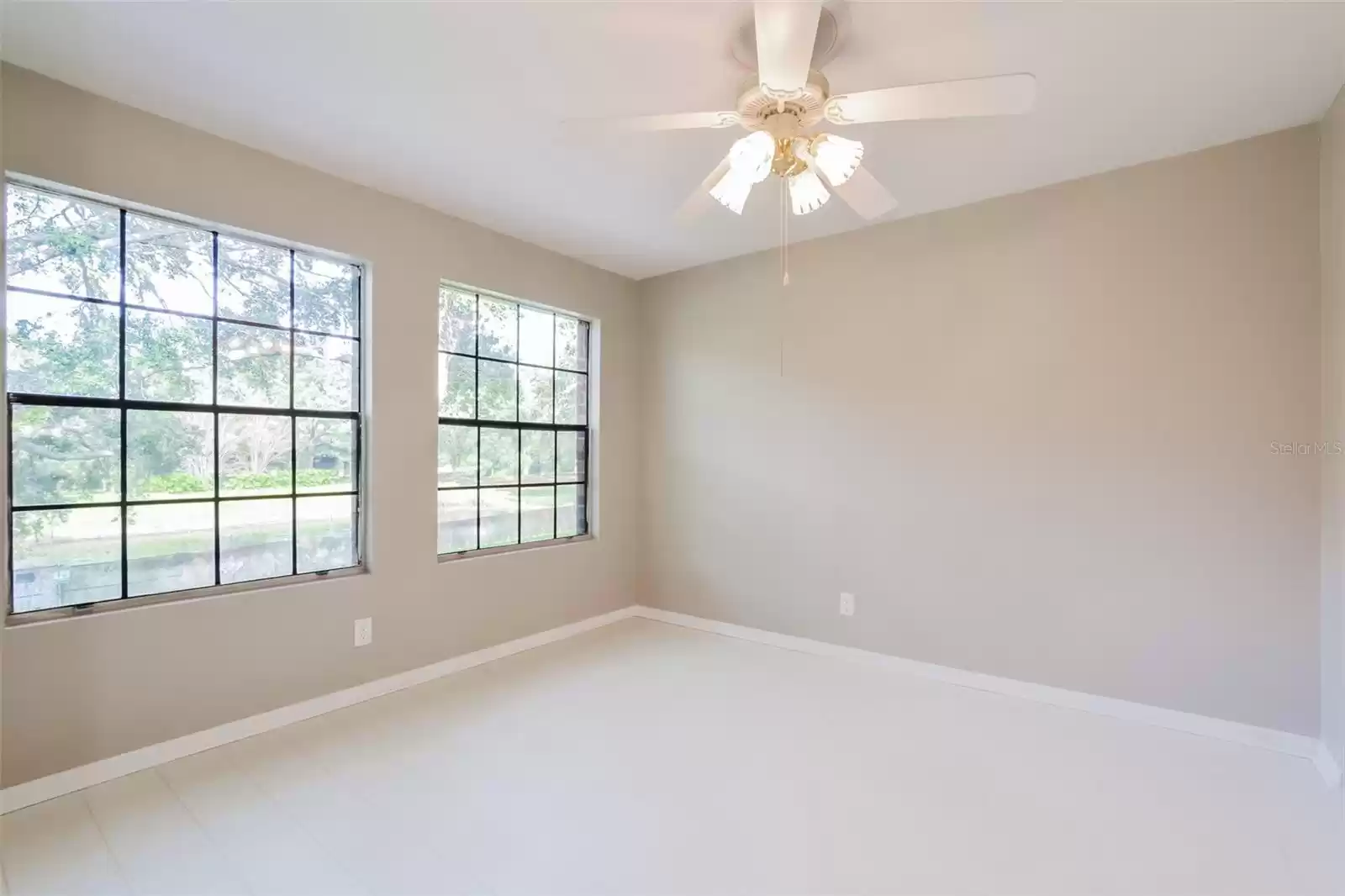 365 FORESTWAY CIRCLE, ALTAMONTE SPRINGS, Florida 32701, 2 Bedrooms Bedrooms, ,1 BathroomBathrooms,Residential,For Sale,FORESTWAY,MFRO6160718