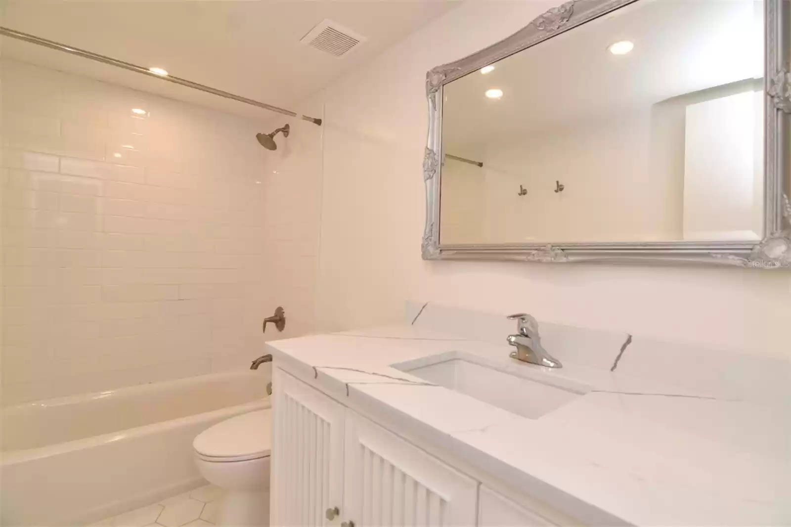 614 SAN SEBASTIAN COURT, ALTAMONTE SPRINGS, Florida 32714, 1 Bedroom Bedrooms, ,1 BathroomBathrooms,Residential,For Sale,SAN SEBASTIAN,MFRO6236166