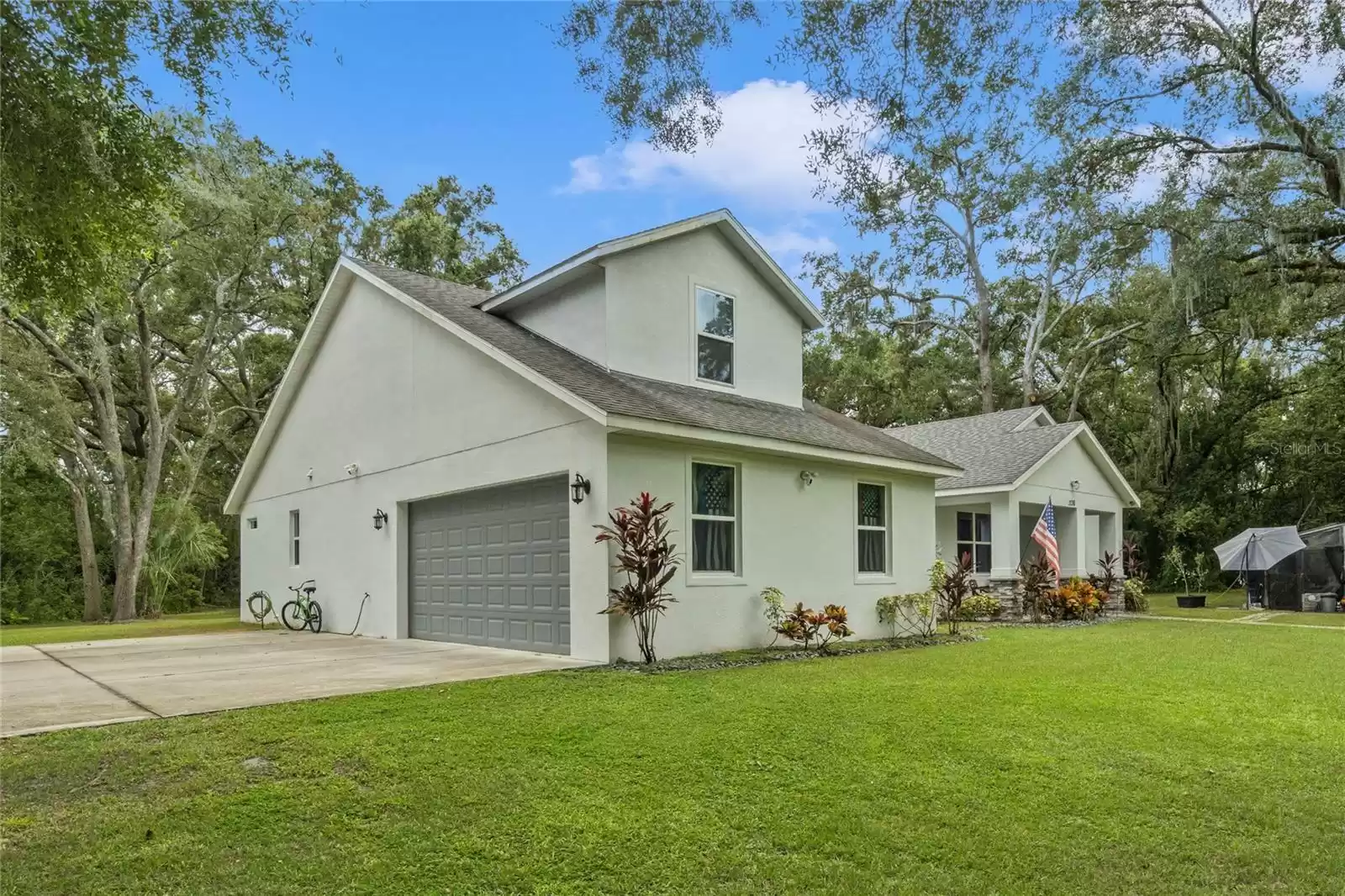 1136 BRICK RD, WINTER GARDEN, Florida 34787, 3 Bedrooms Bedrooms, ,2 BathroomsBathrooms,Residential,For Sale,BRICK RD,MFRG5085815